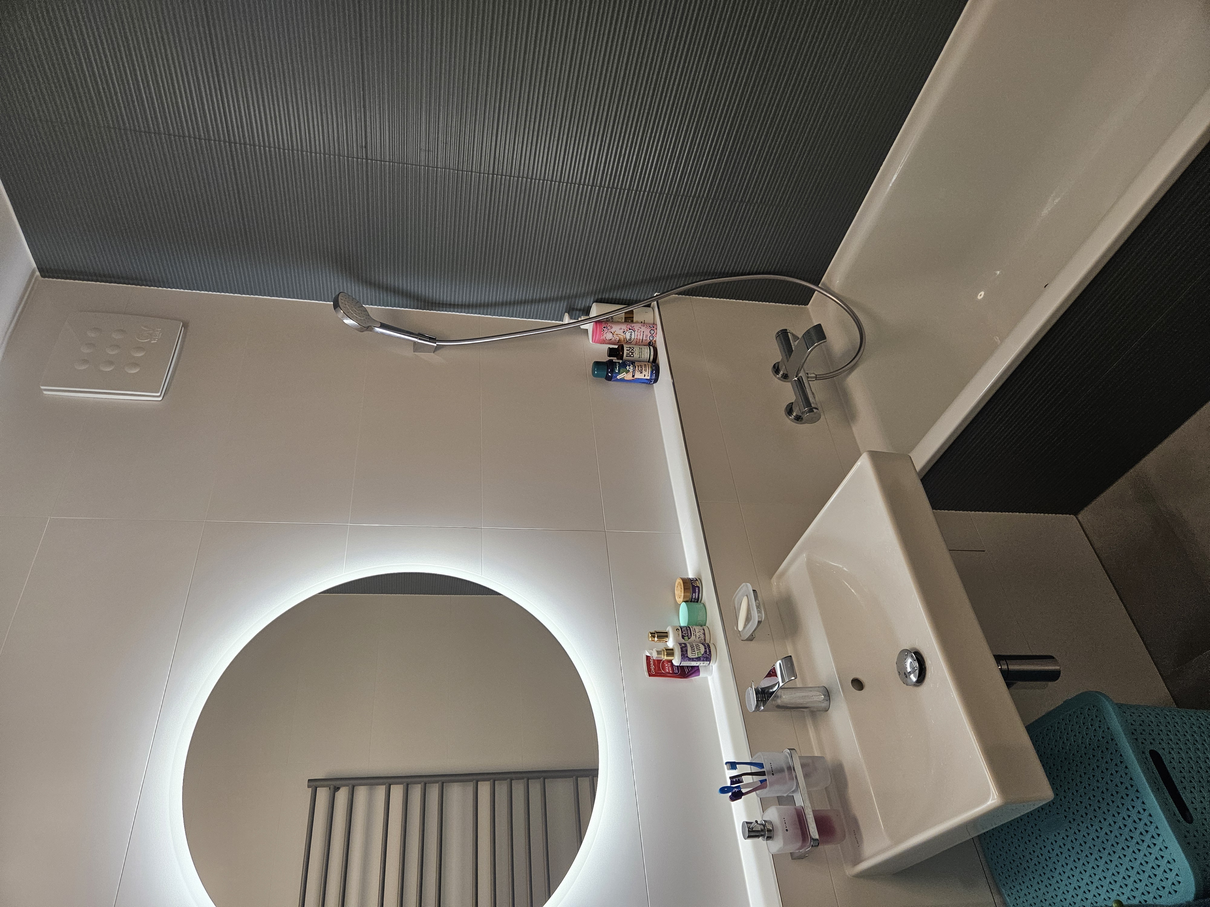 Pavel Dvořáček - koupelny a rekonstrukce na klíč foto 5