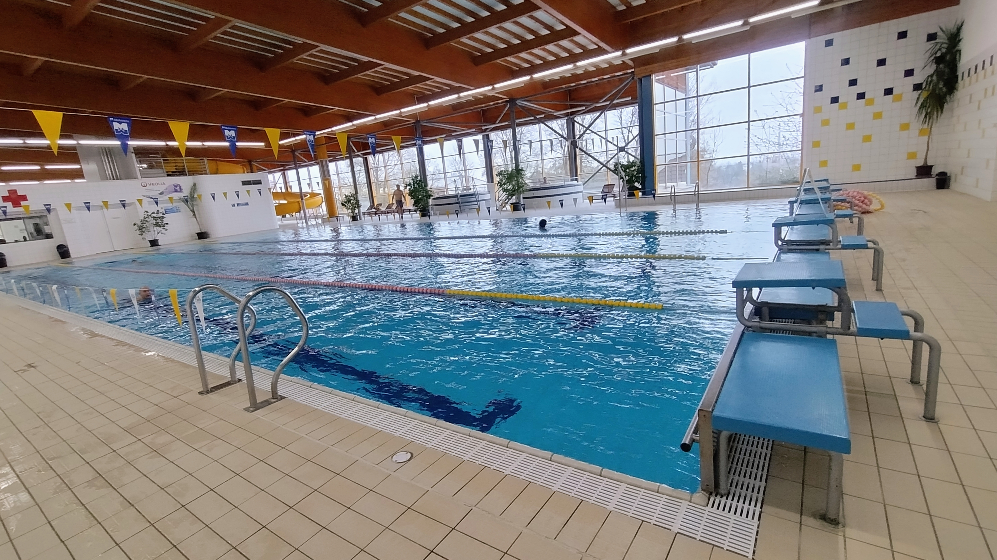 Městský plavecký bazén Mariánské Lázně foto 2
