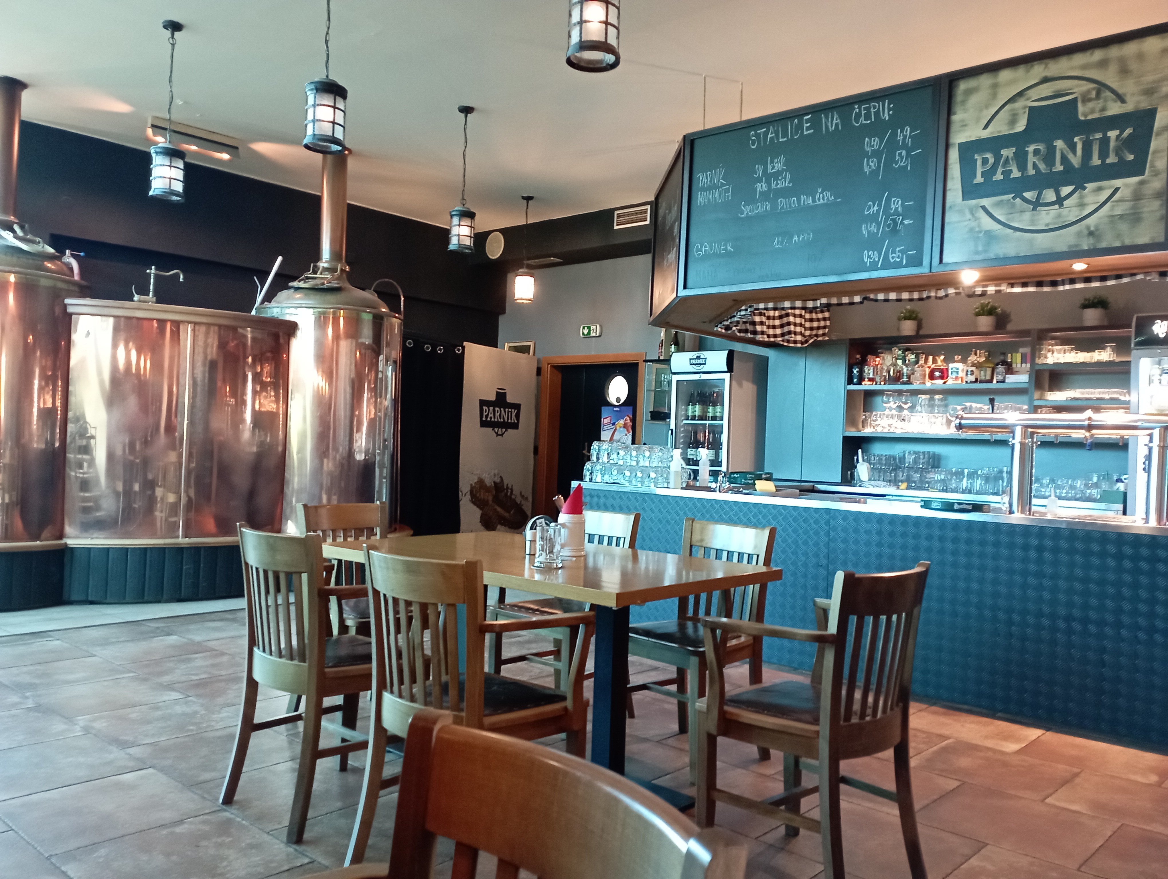 Restaurace a pivovar Parník foto 2