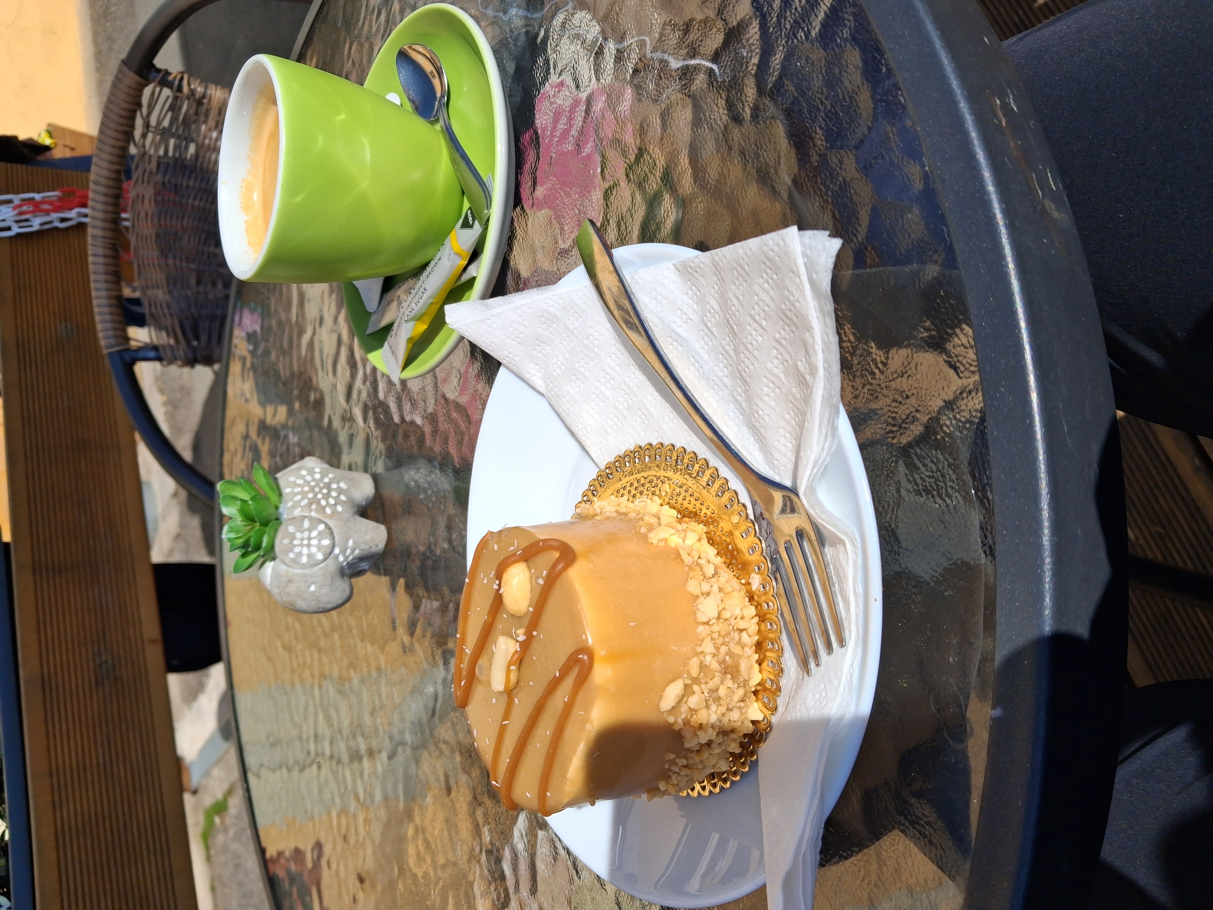 Cafe na náměstí foto 6