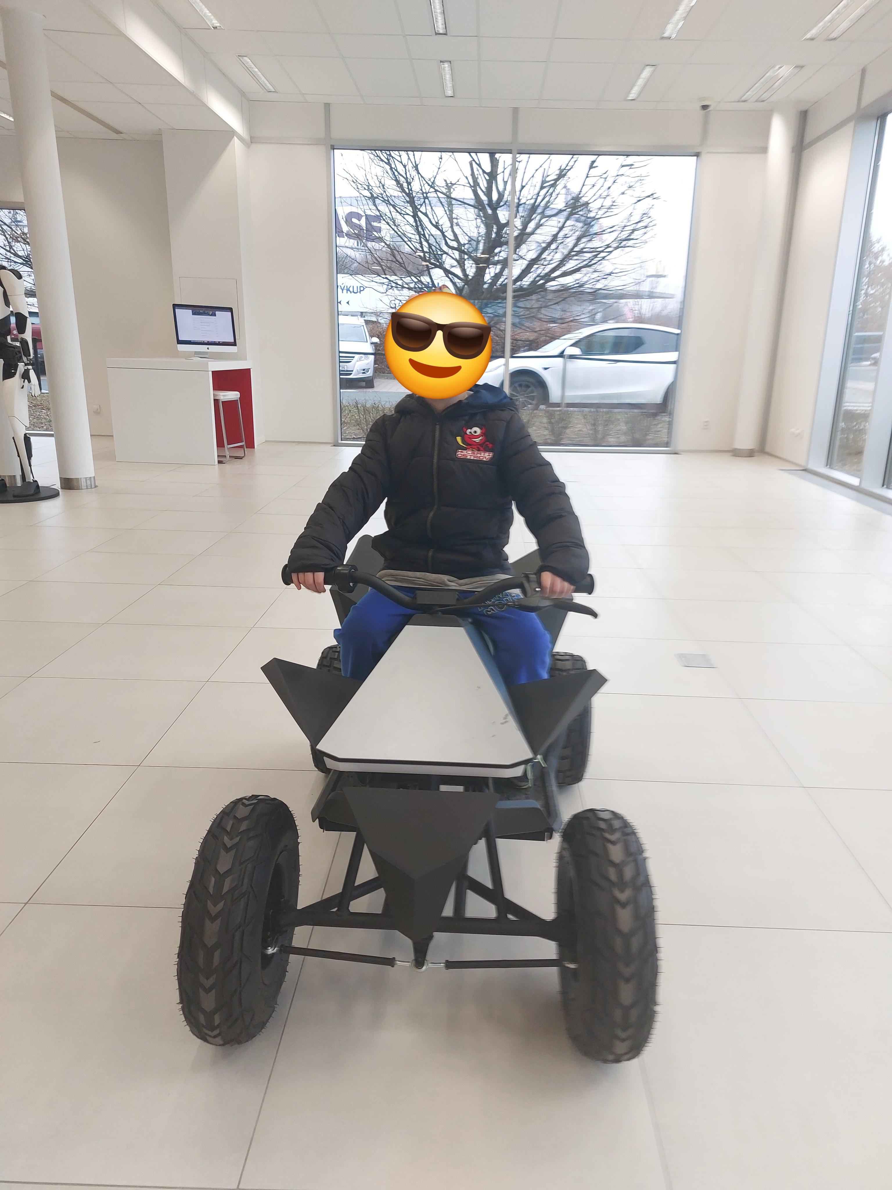 Tesla Czech Republic, s.r.o. foto 3