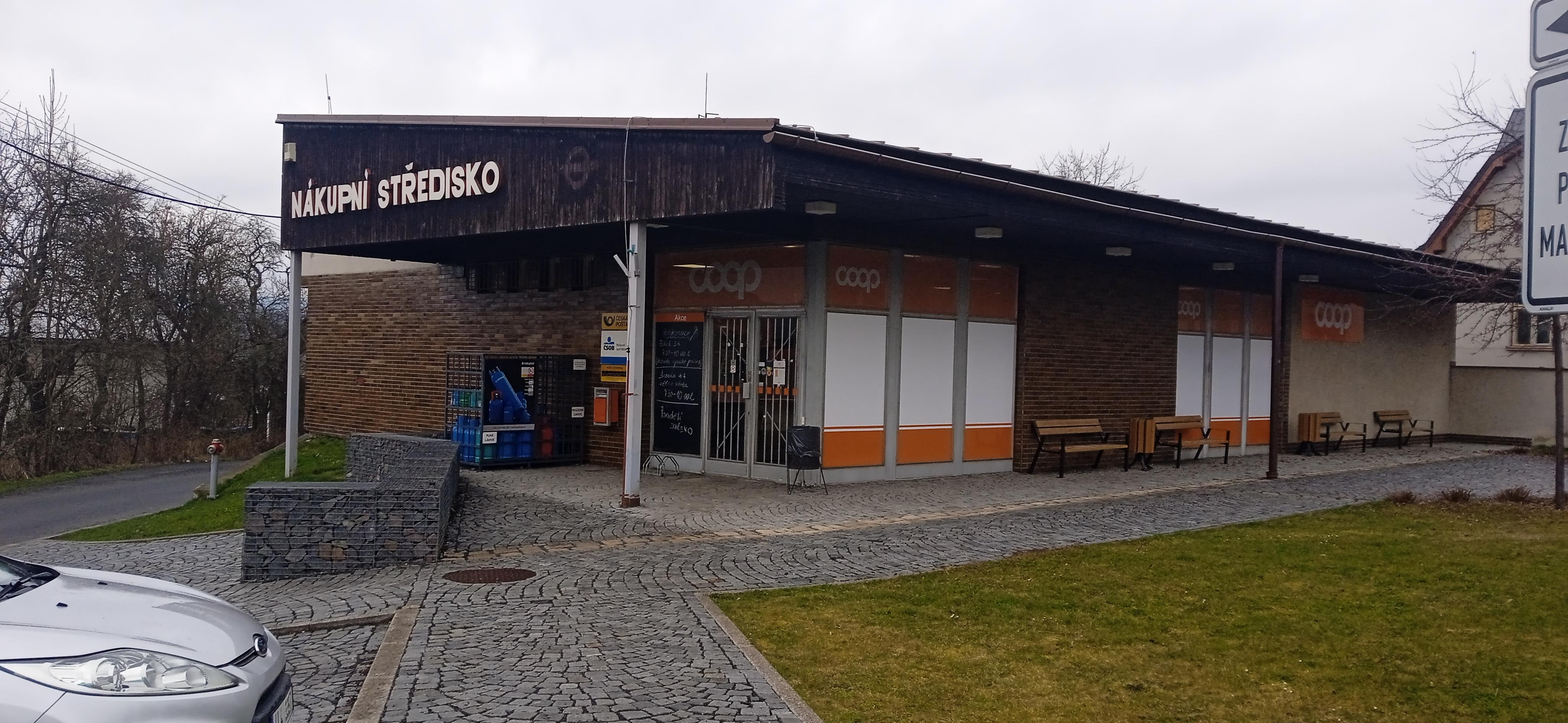 COOP Dvůr Králové n. L., družstvo foto 4