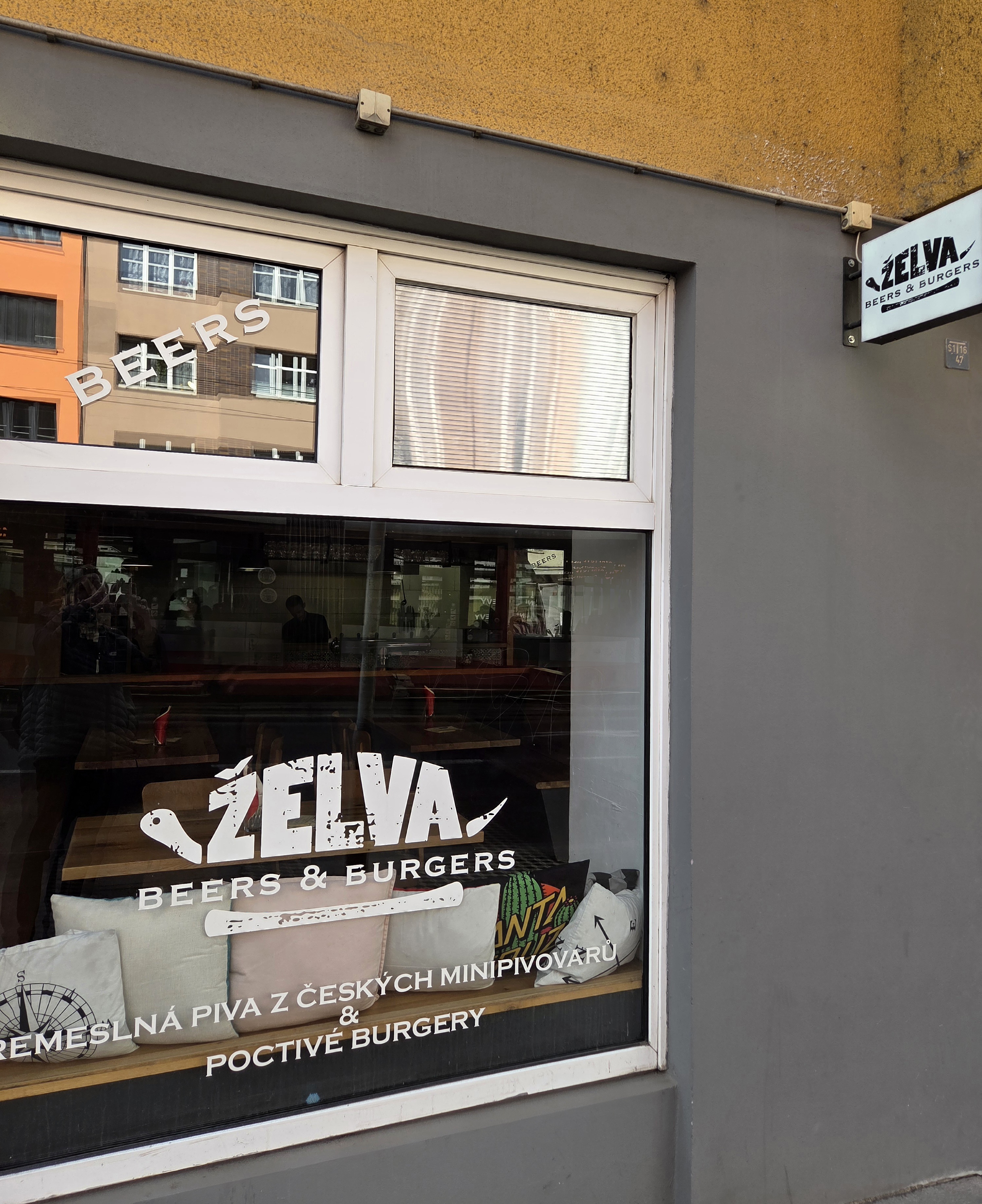 Želva beers & burgers foto 4