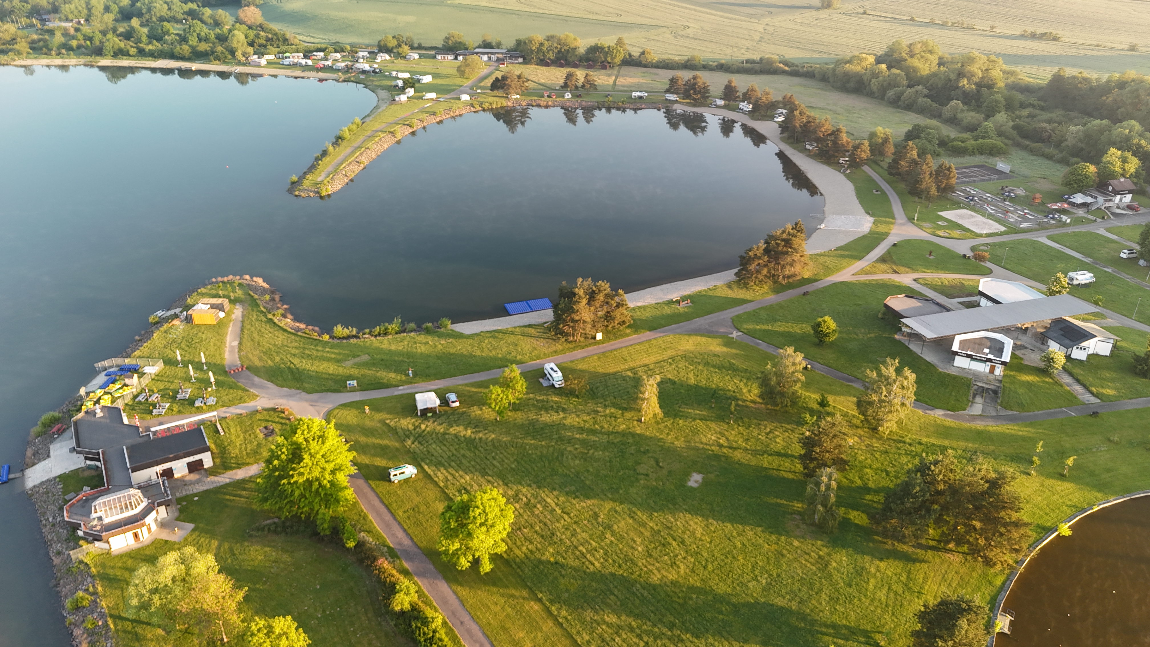 Autokemp Jezero foto 2