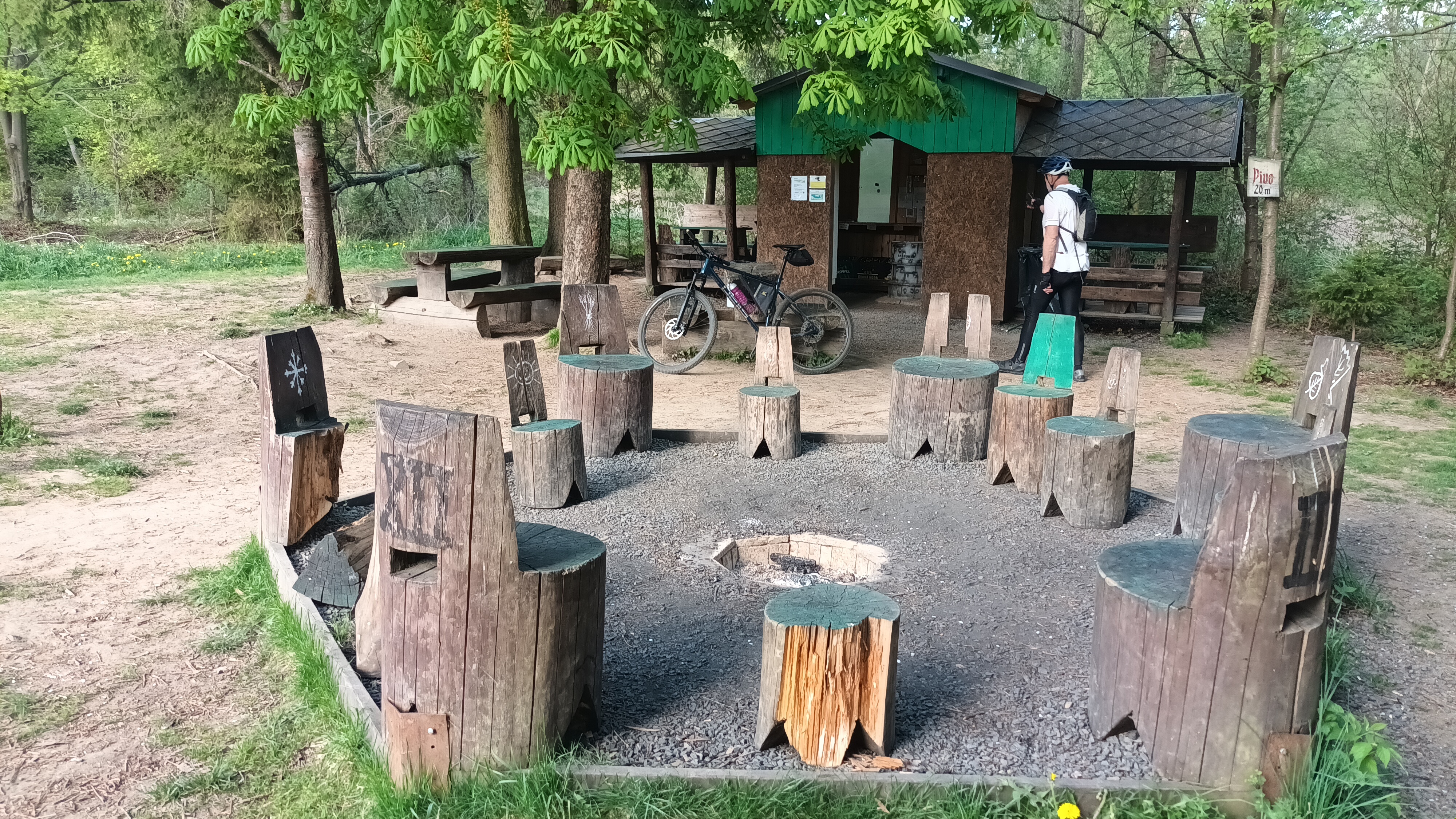 Lesní bar u Holštejna foto 5