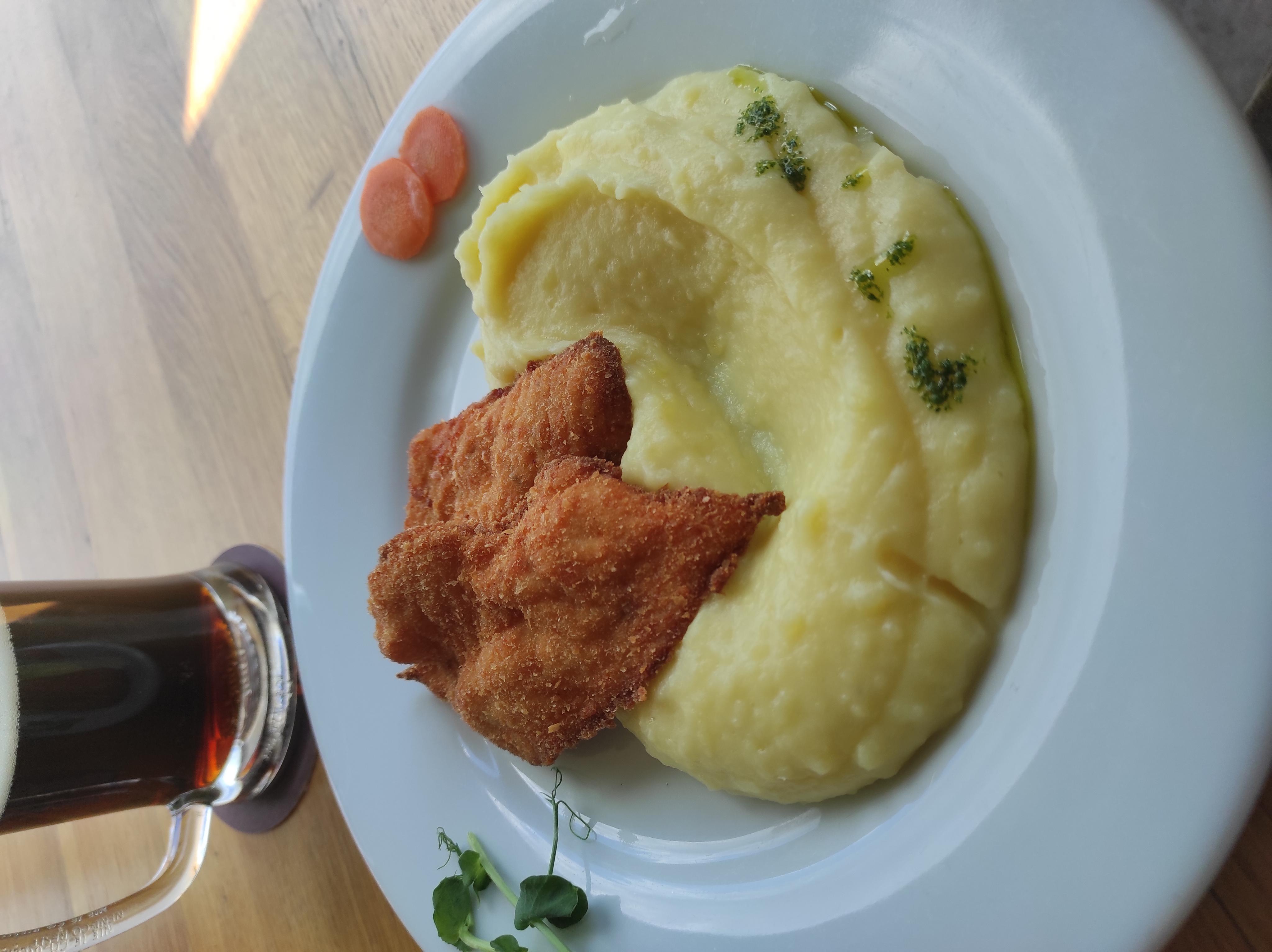 Sportklub Kostice - Restaurace s bowlingem foto 6