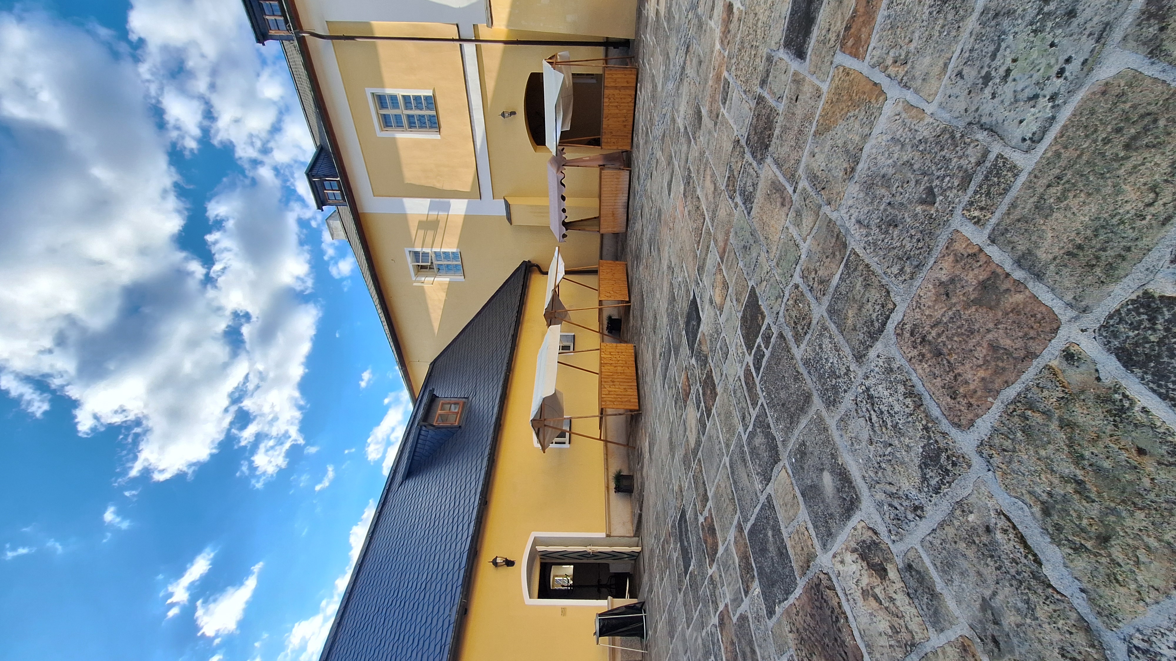 The Old Yard - Zámek Rychvald foto 5