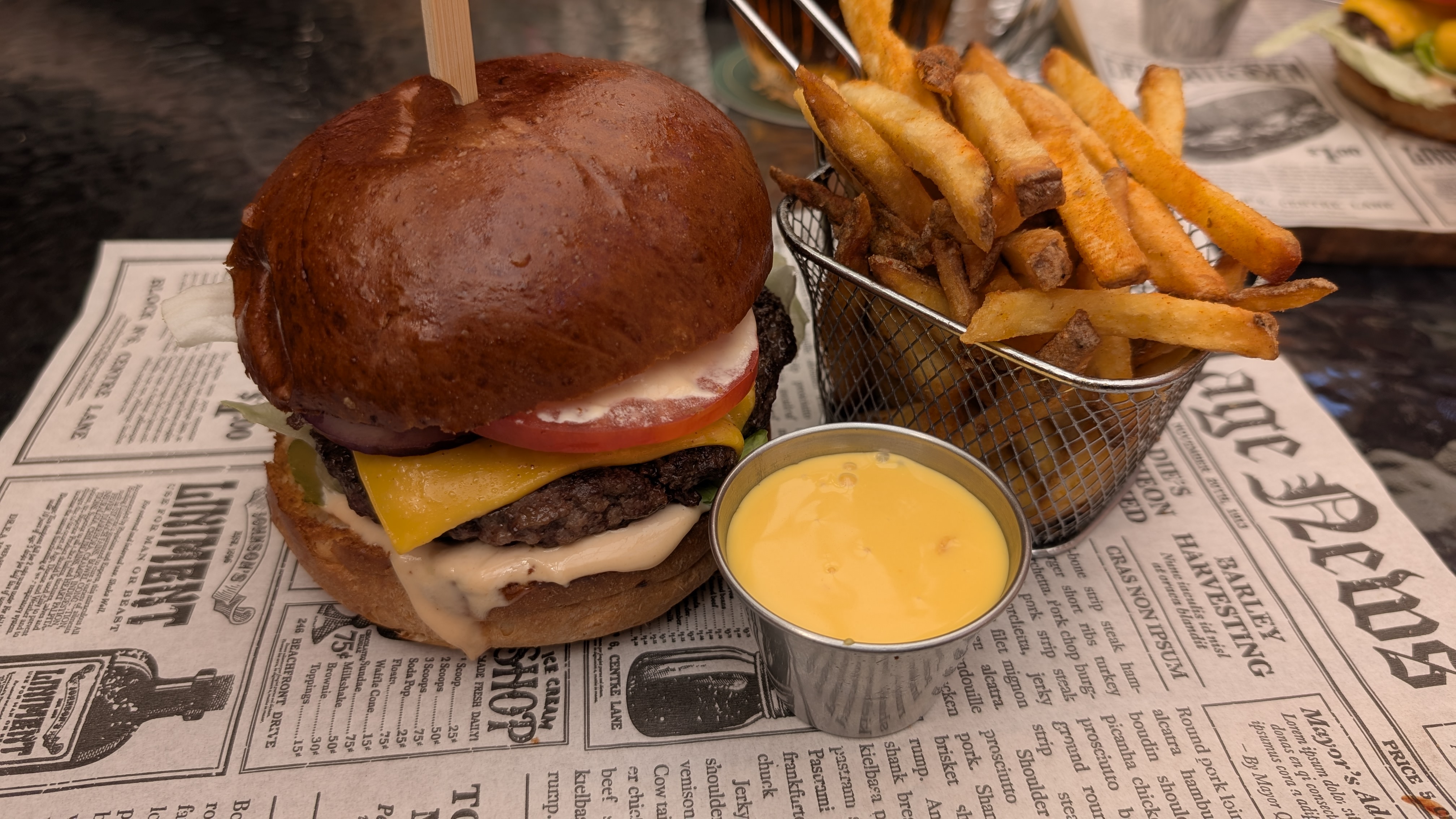 Daniel's pub & burger foto 2