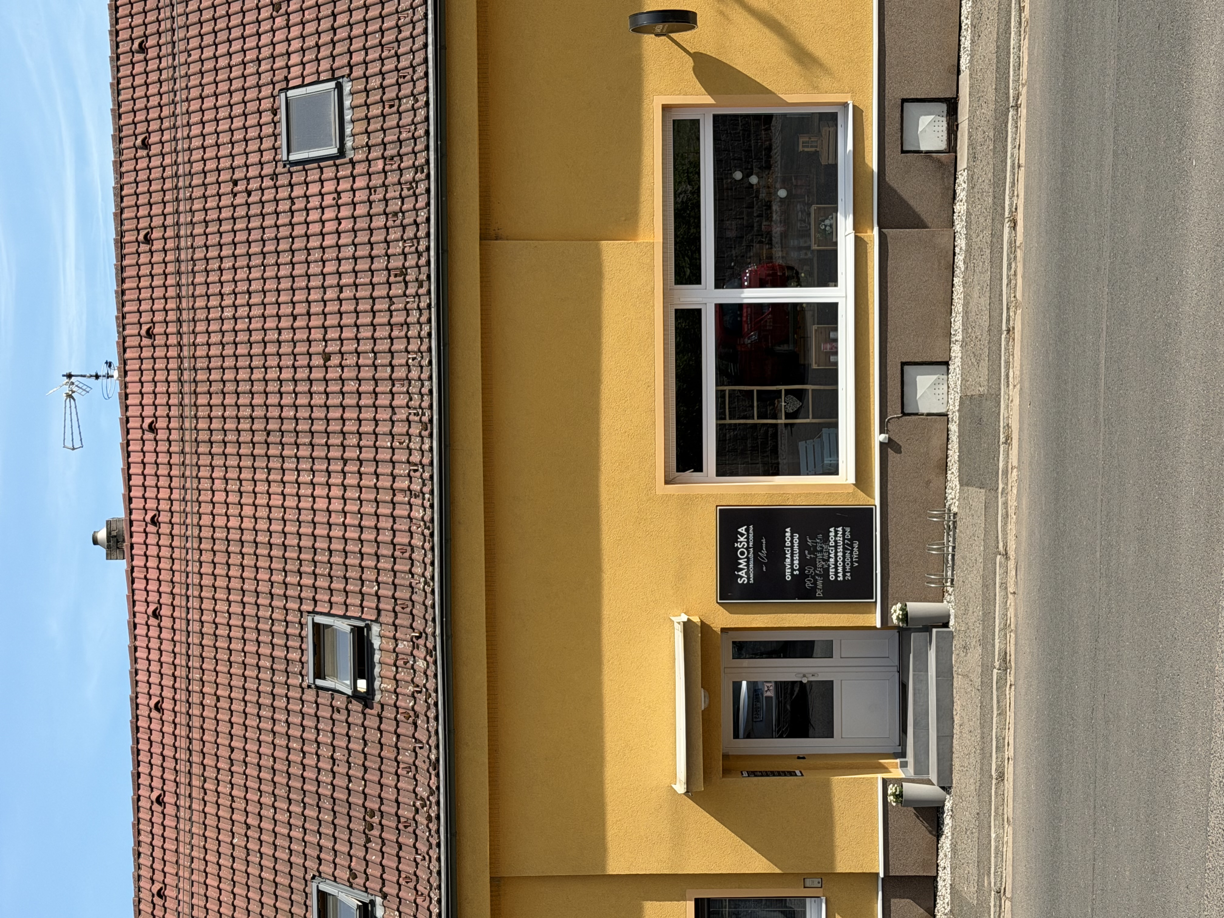 Samoobslužná sámoška Pnětluky foto 4