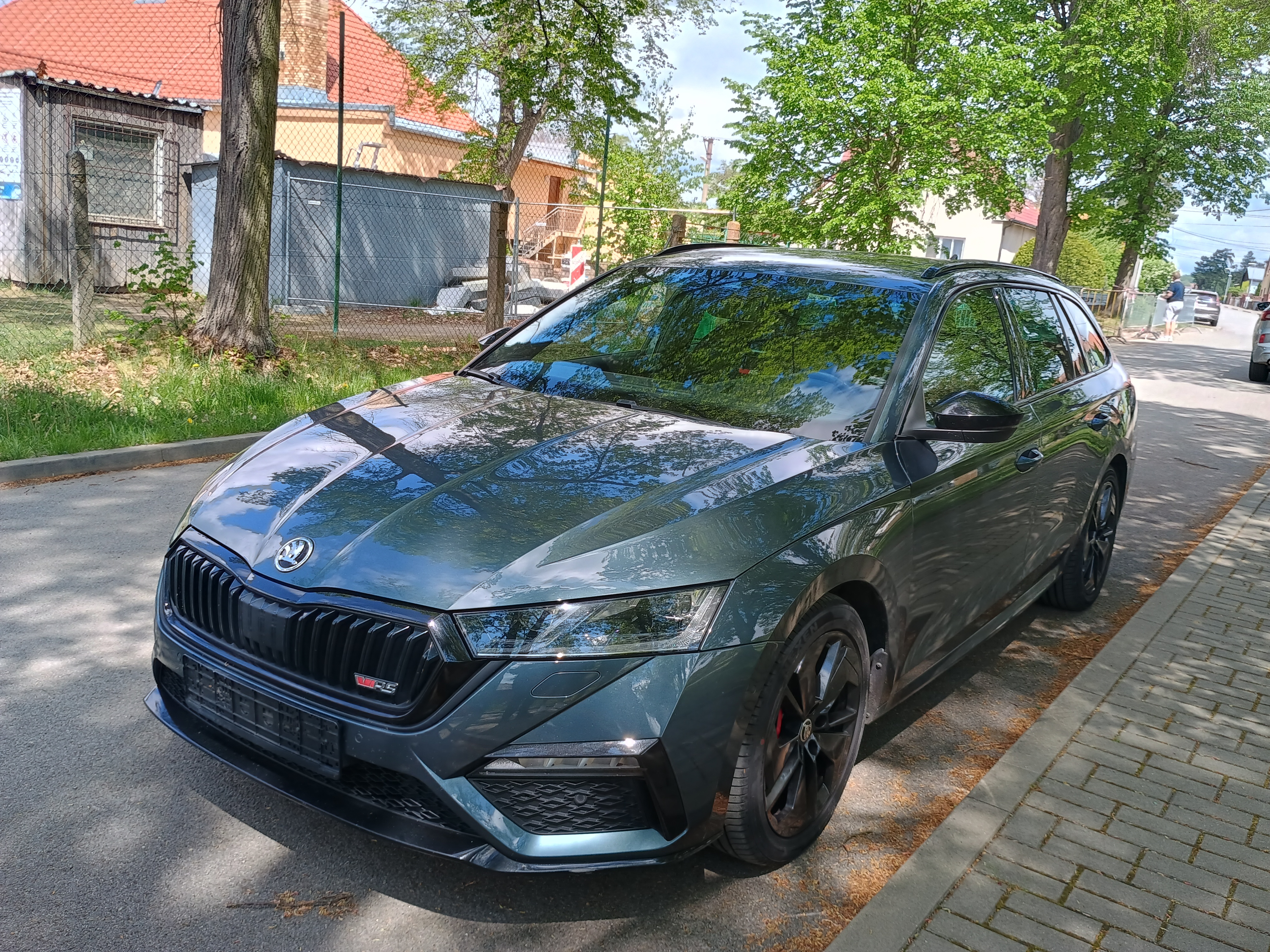 TK Automobile foto 1
