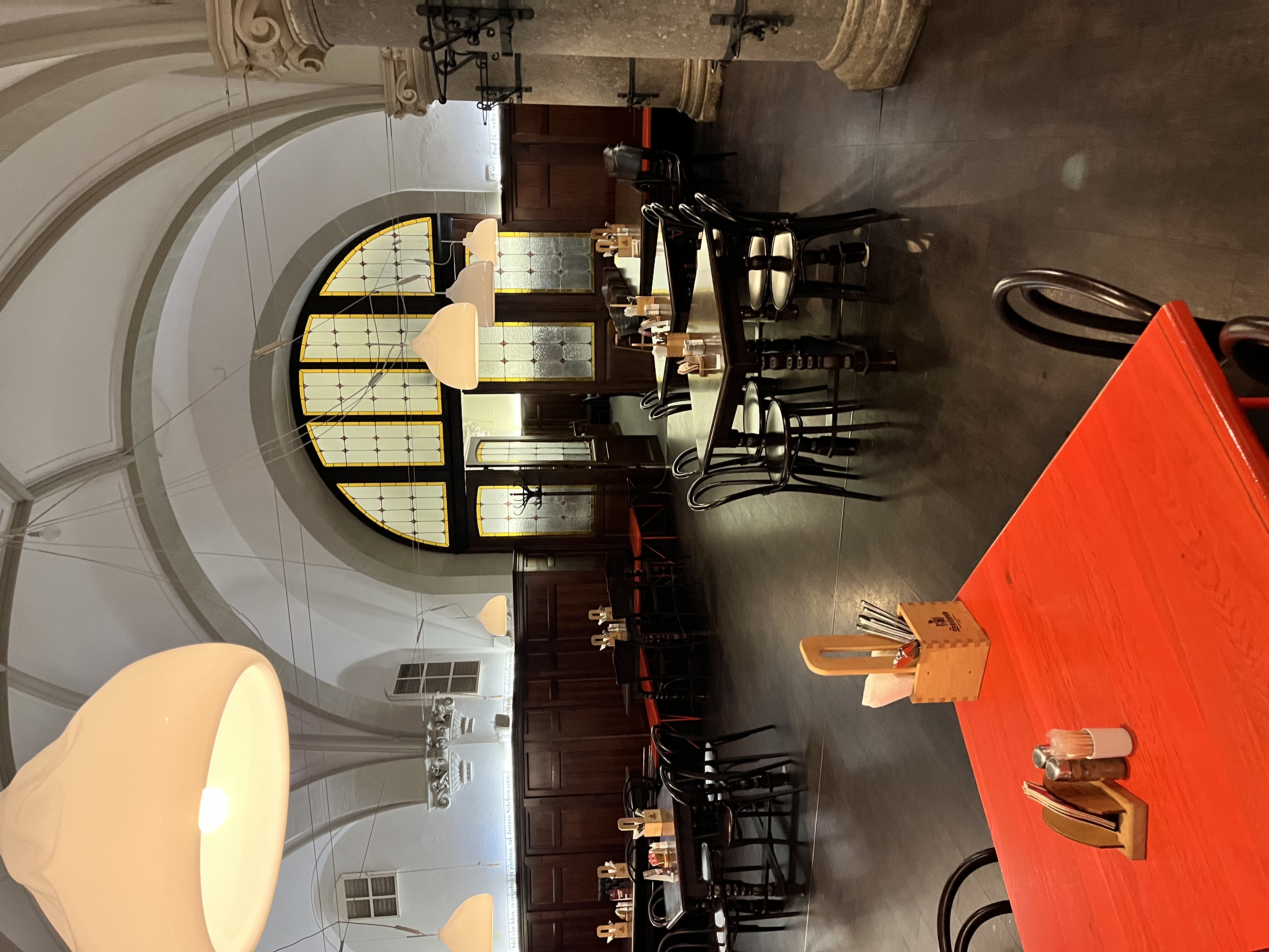 Restaurace Radniční sklípek foto 2