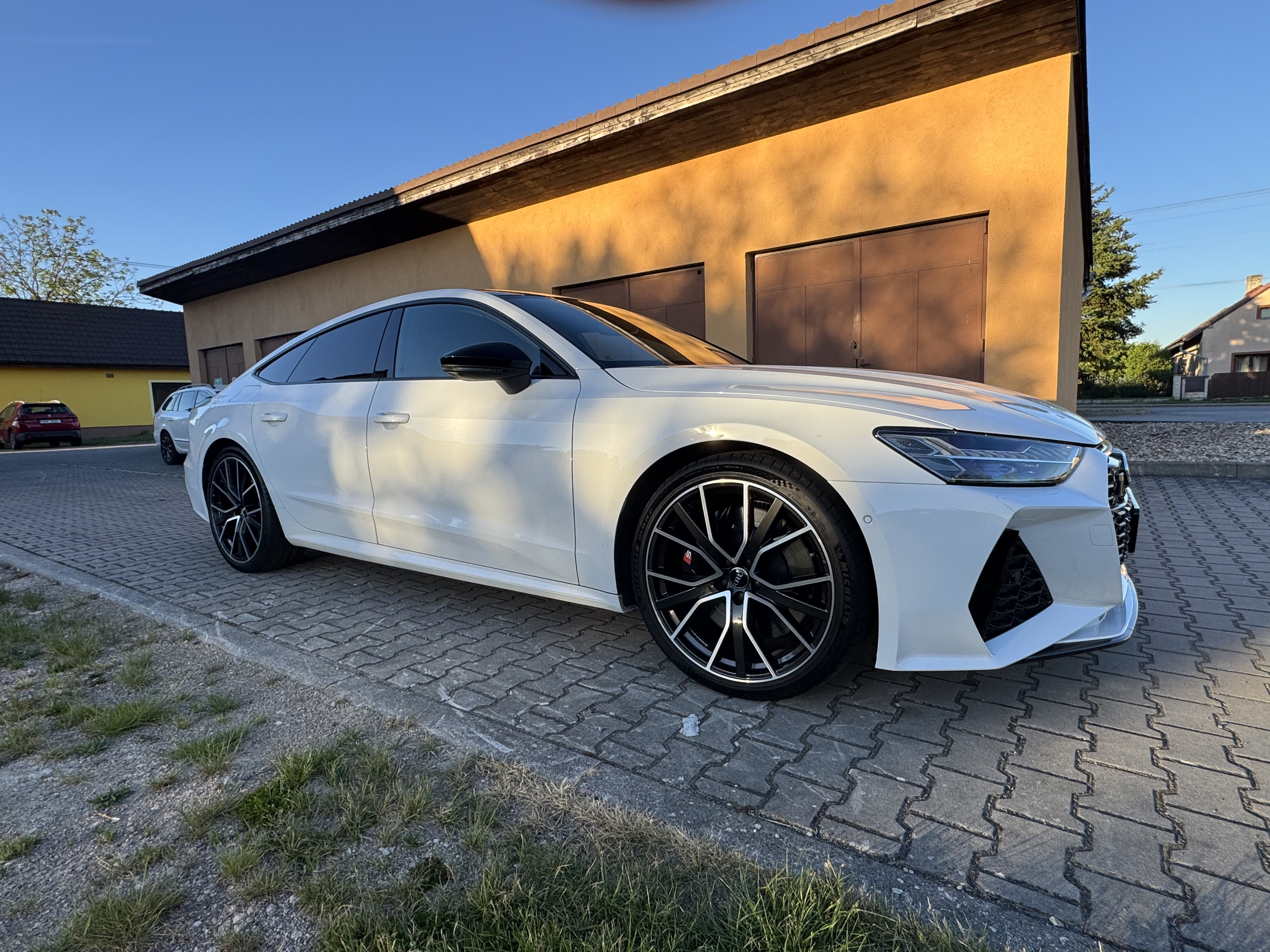 Auta z firem foto 2