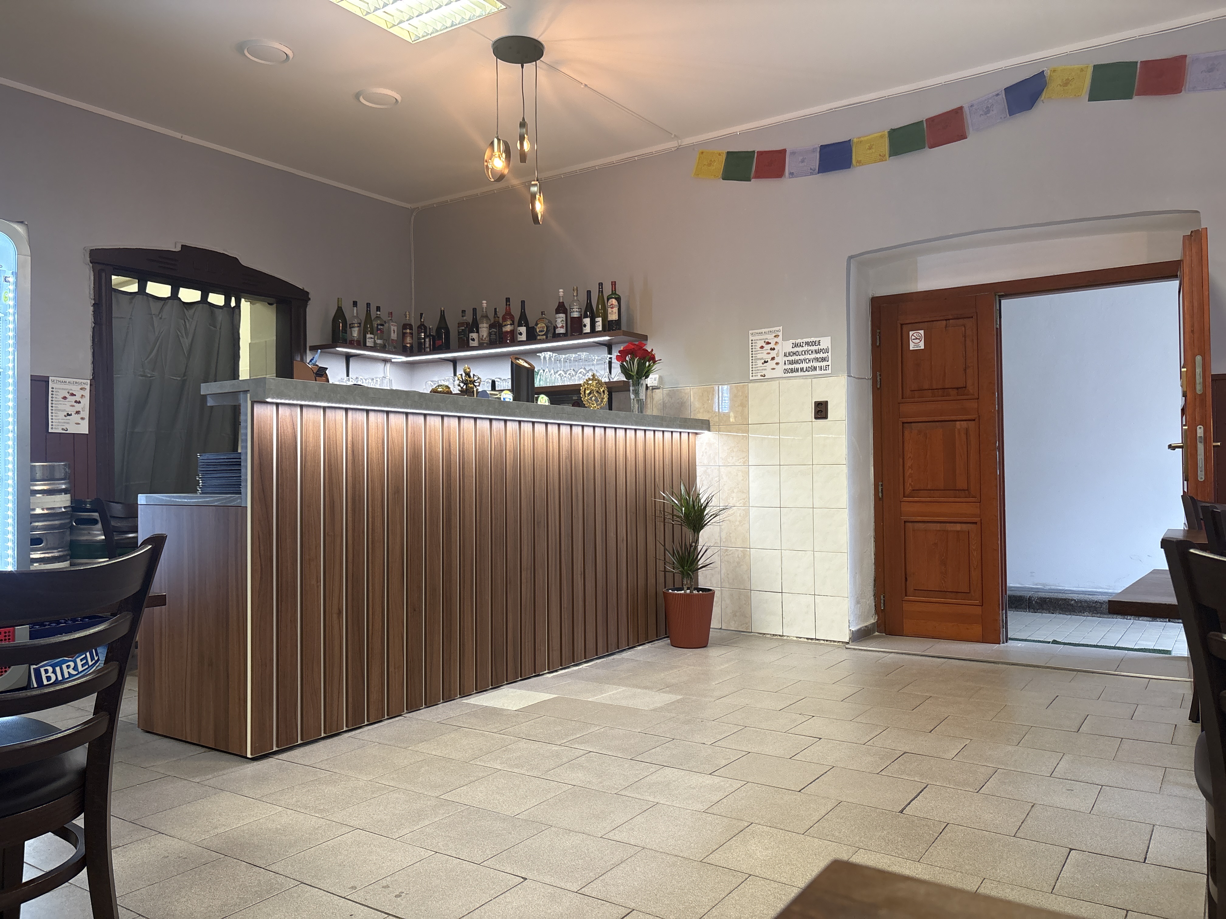 FEWA indická a nepálská restaurace foto 4