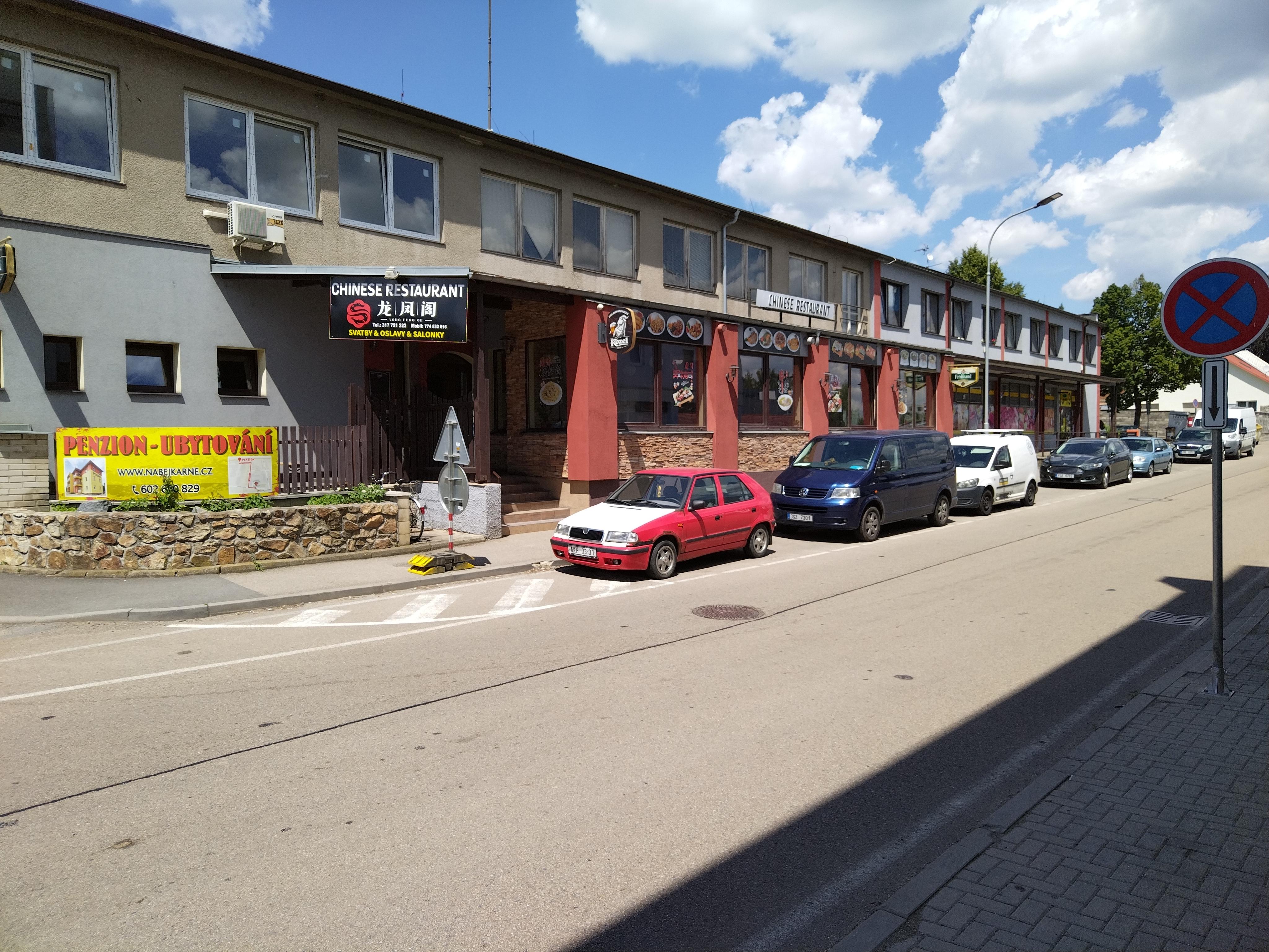 Čínská restaurace Long Feng Ge - Na Bejkárně foto 1