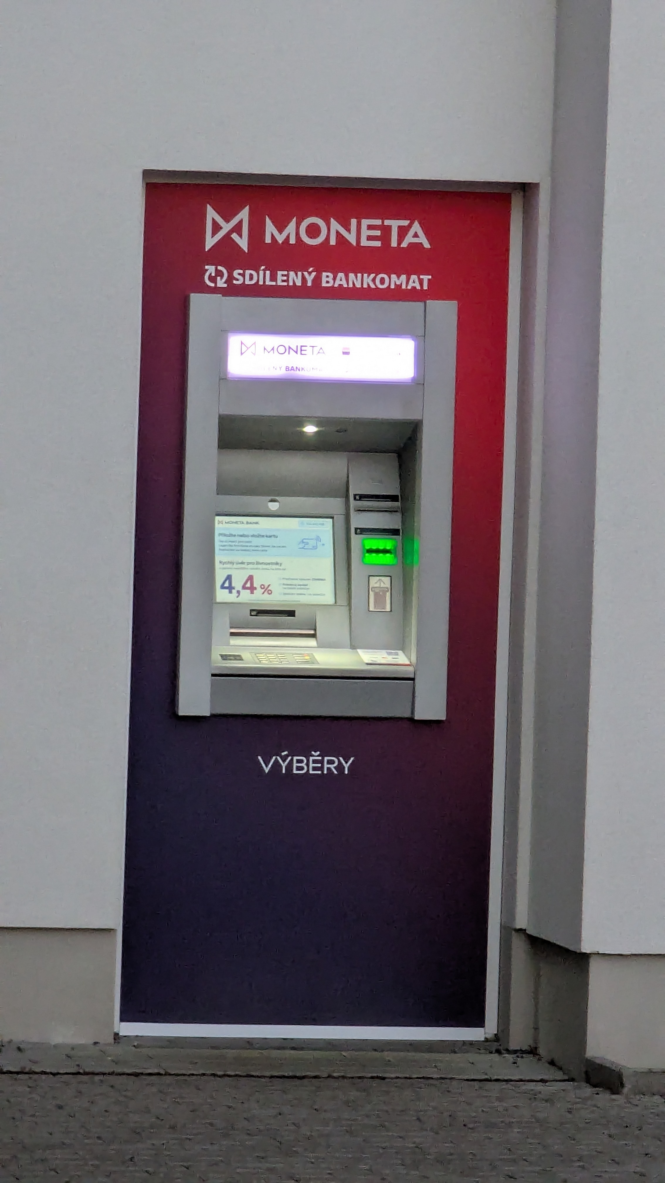 Bankomat MONETA Bank foto 6