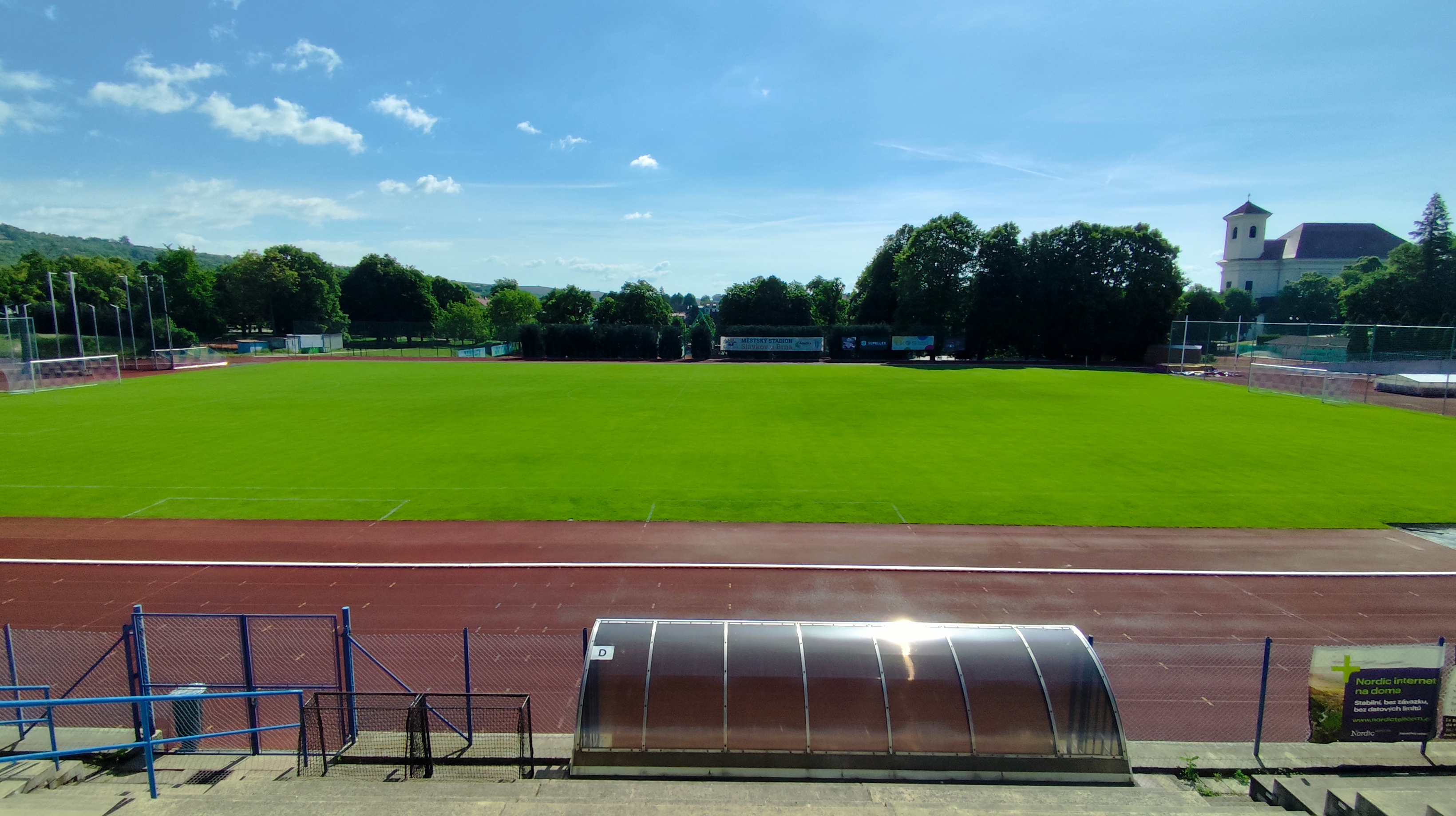 Slavkovský stadion foto 5
