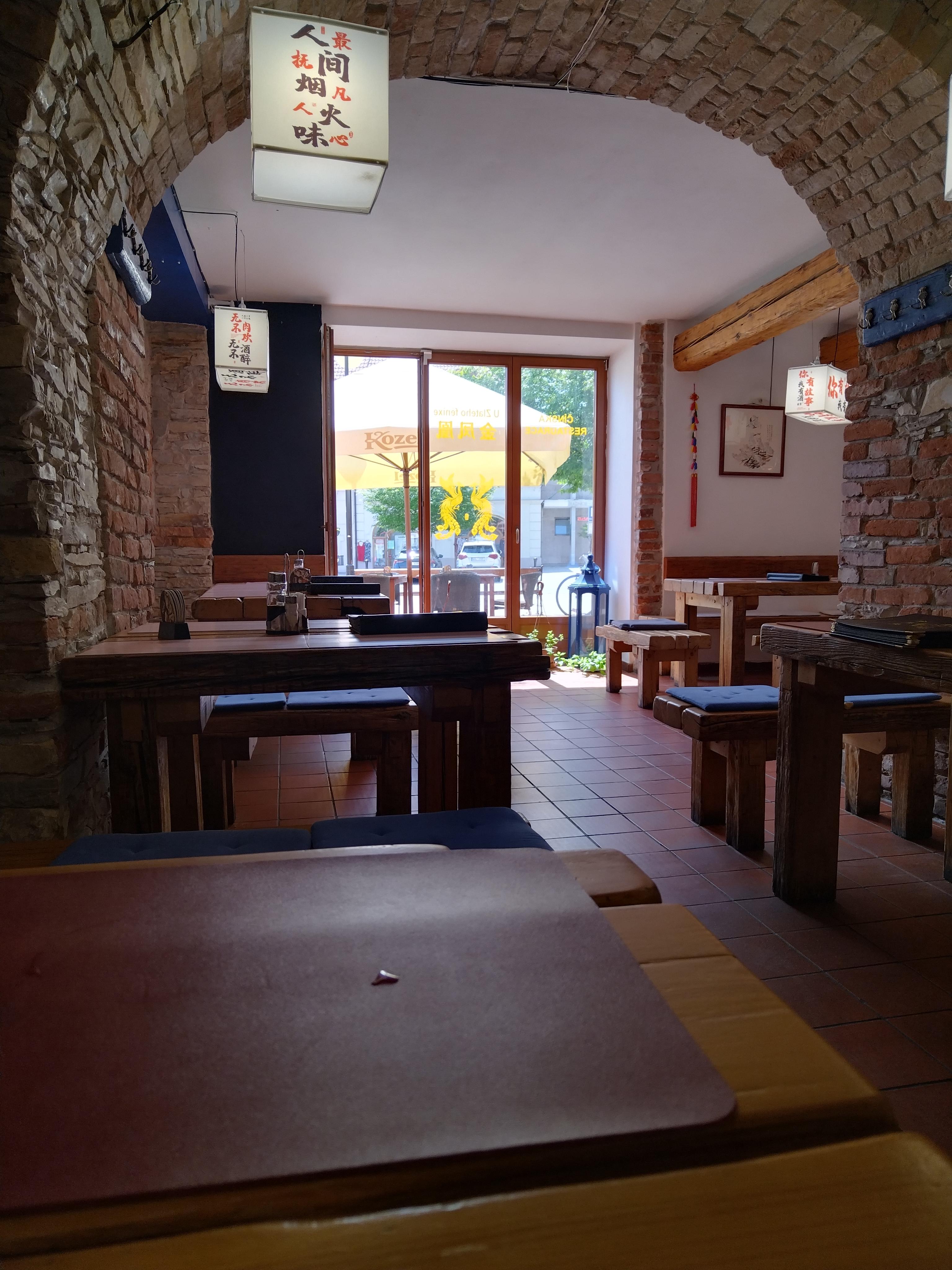 Restaurace U Zlatého fénixe foto 1
