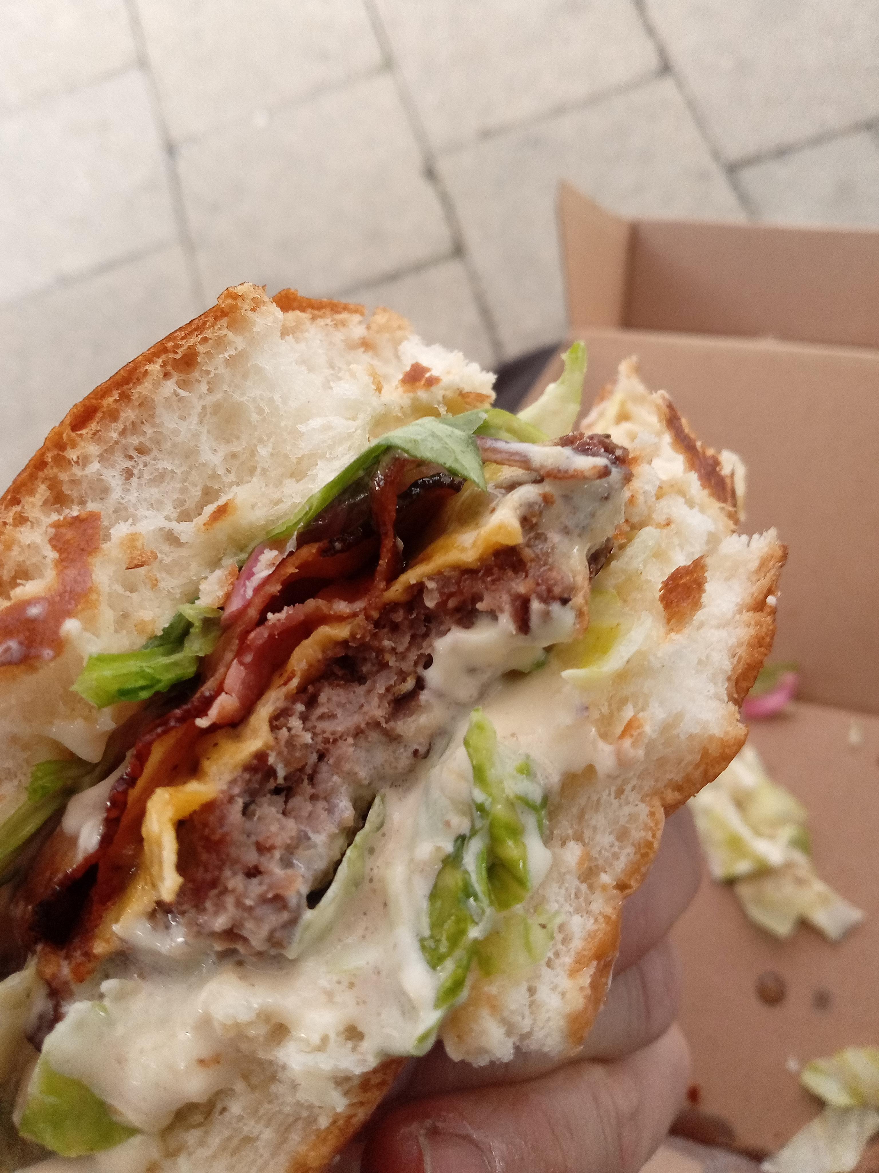 Masakr!!! Pizza vs Burger foto 4