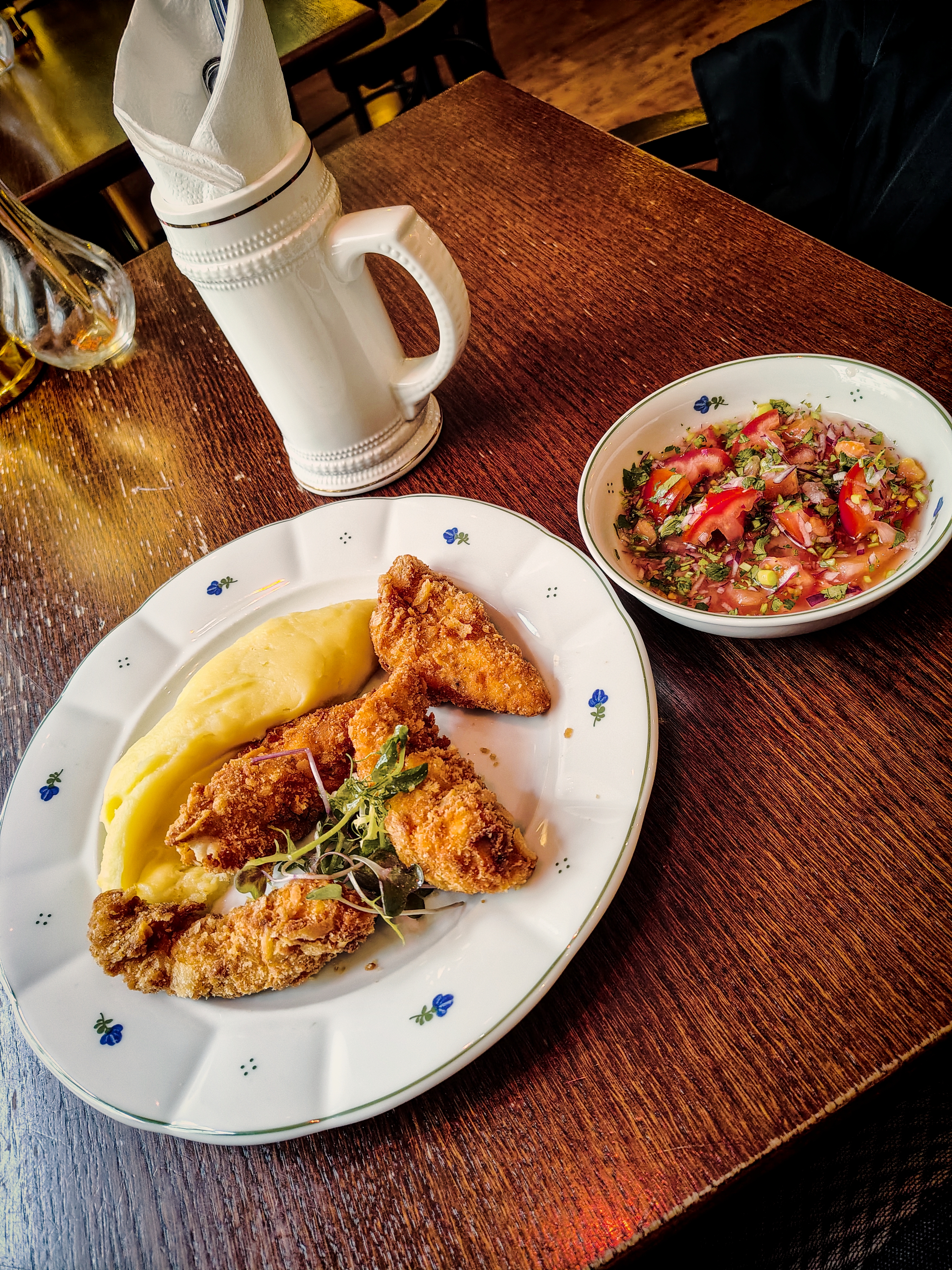 U Matěje Kotrby - Restaurace a Bar foto 6