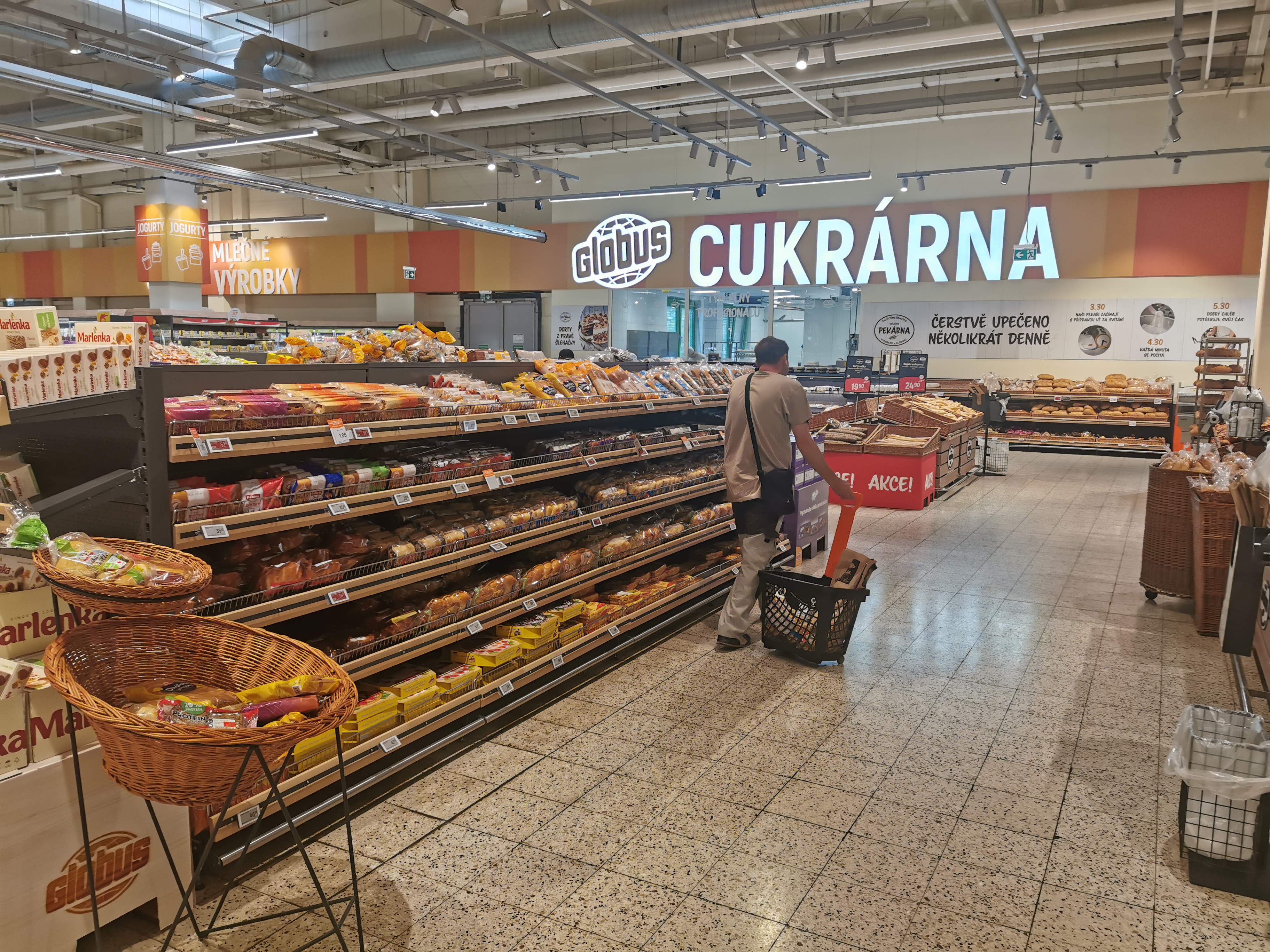 Globus Hypermarket foto 5