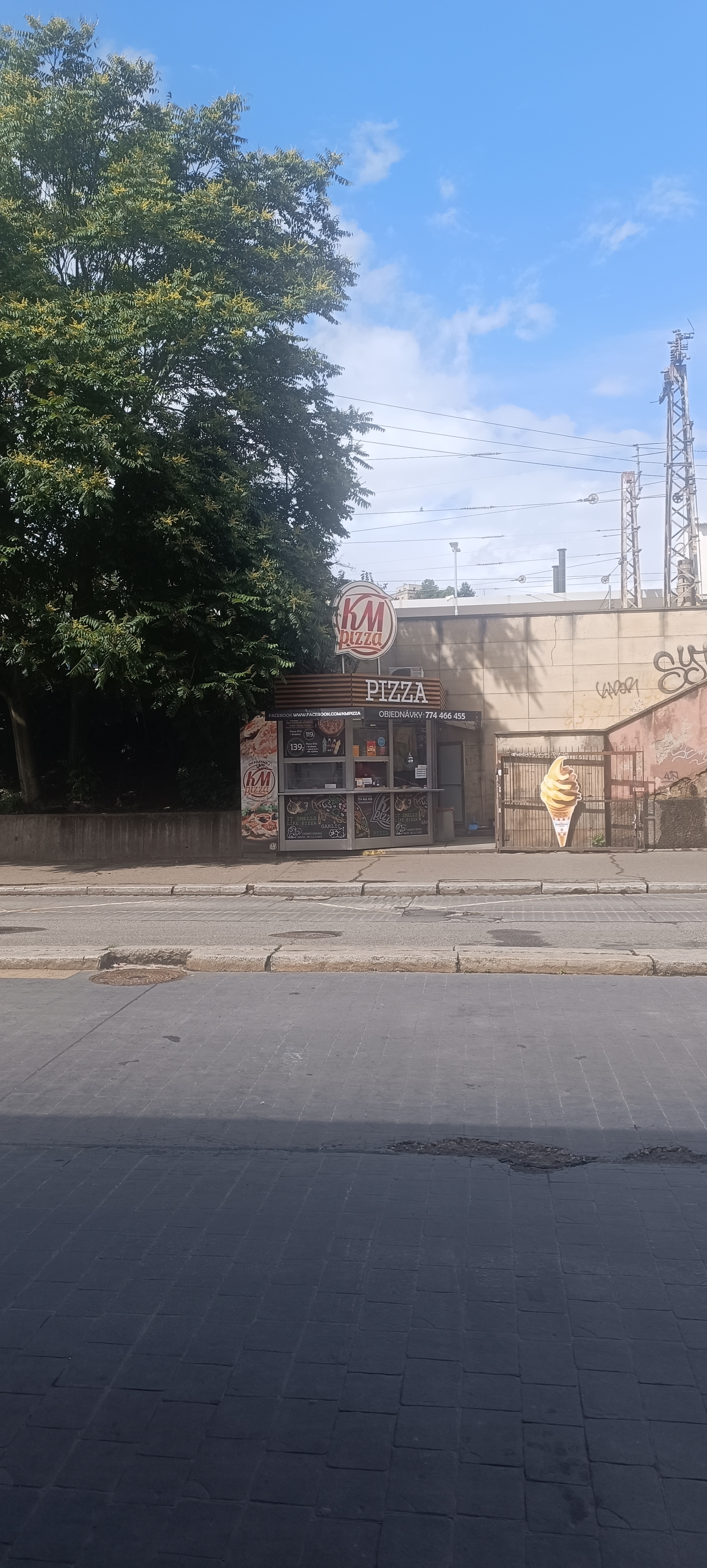 KM PIZZA foto 4