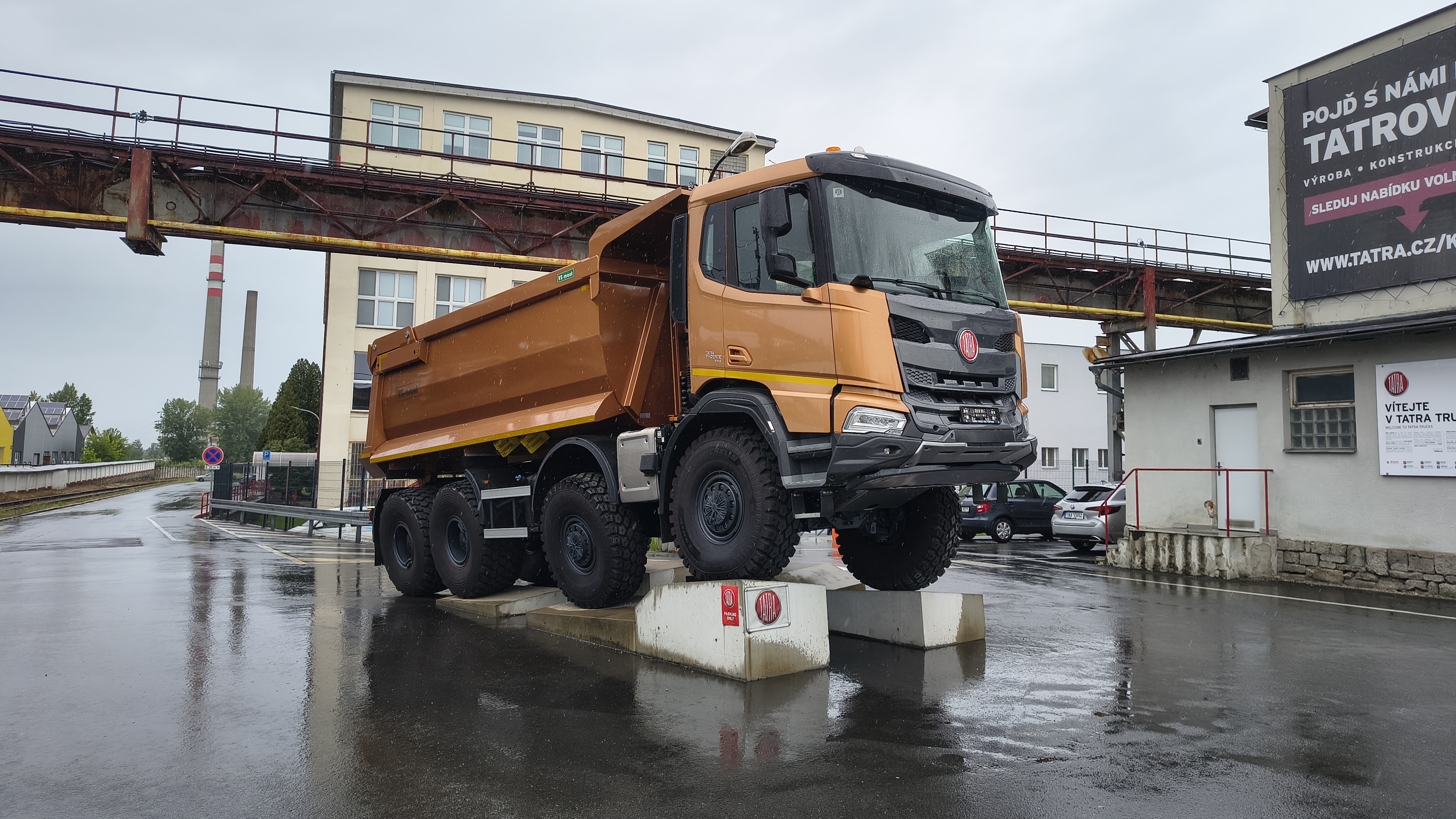TATRA TRUCKS foto 2