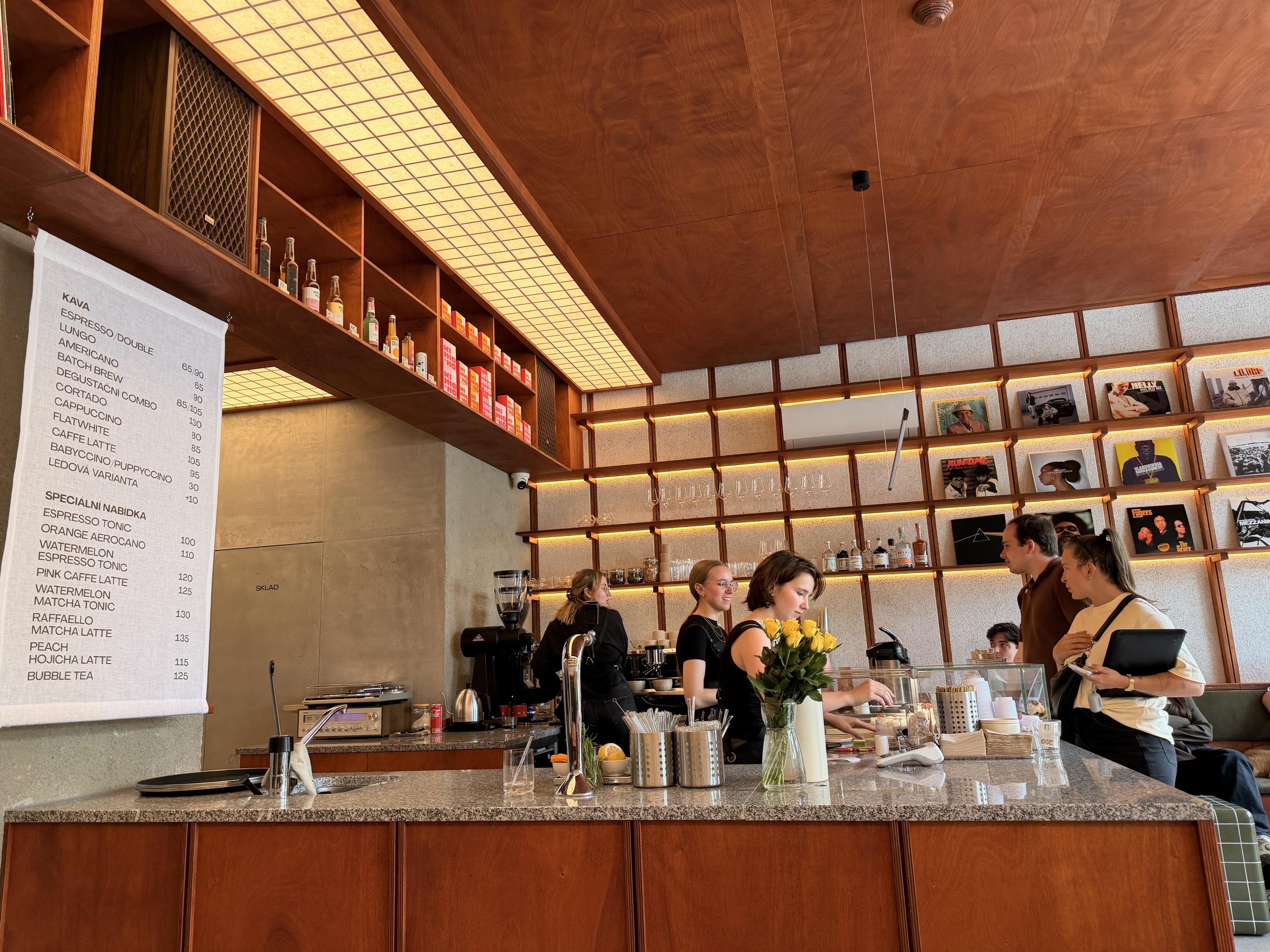 KIMONO coffee foto 2