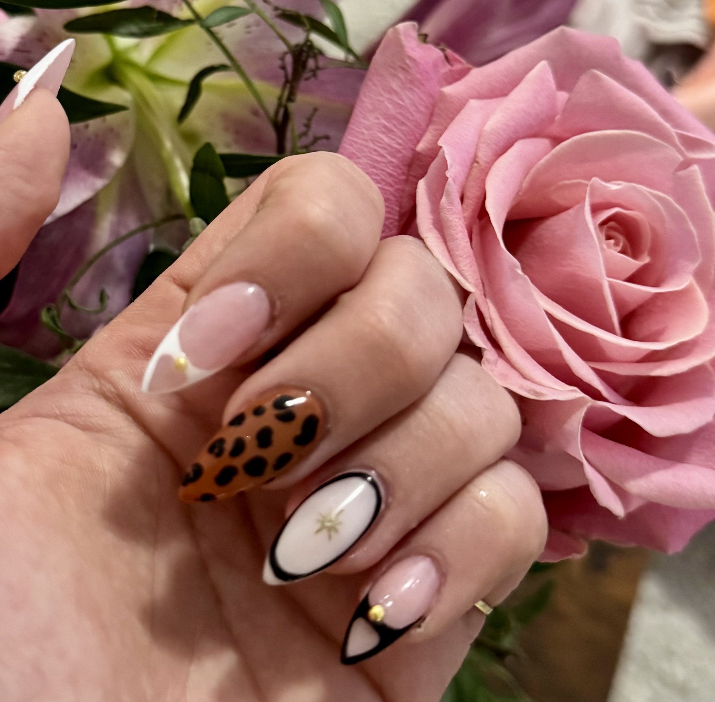 Royal Nail nehtové studio foto 2