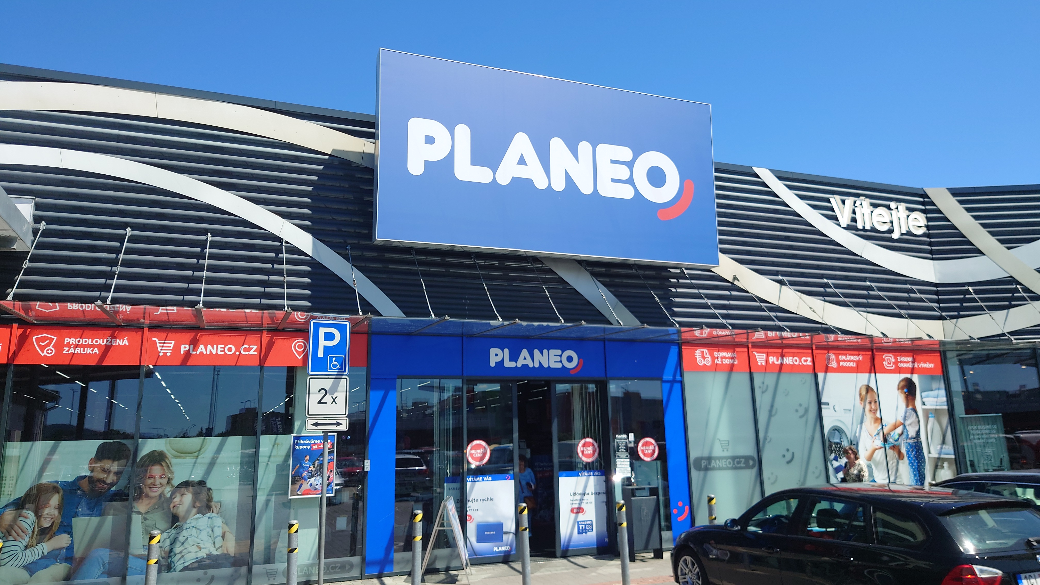 PLANEO foto 2