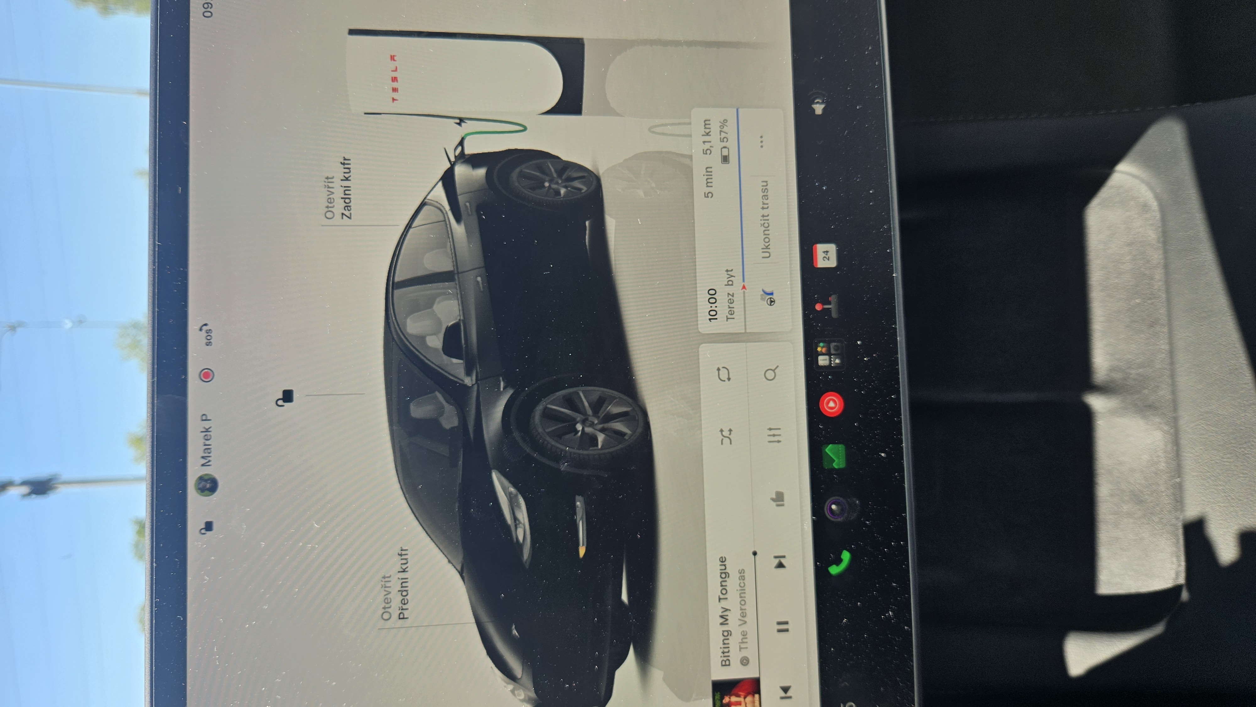 Nabíjecí stanice Tesla supercharger foto 4