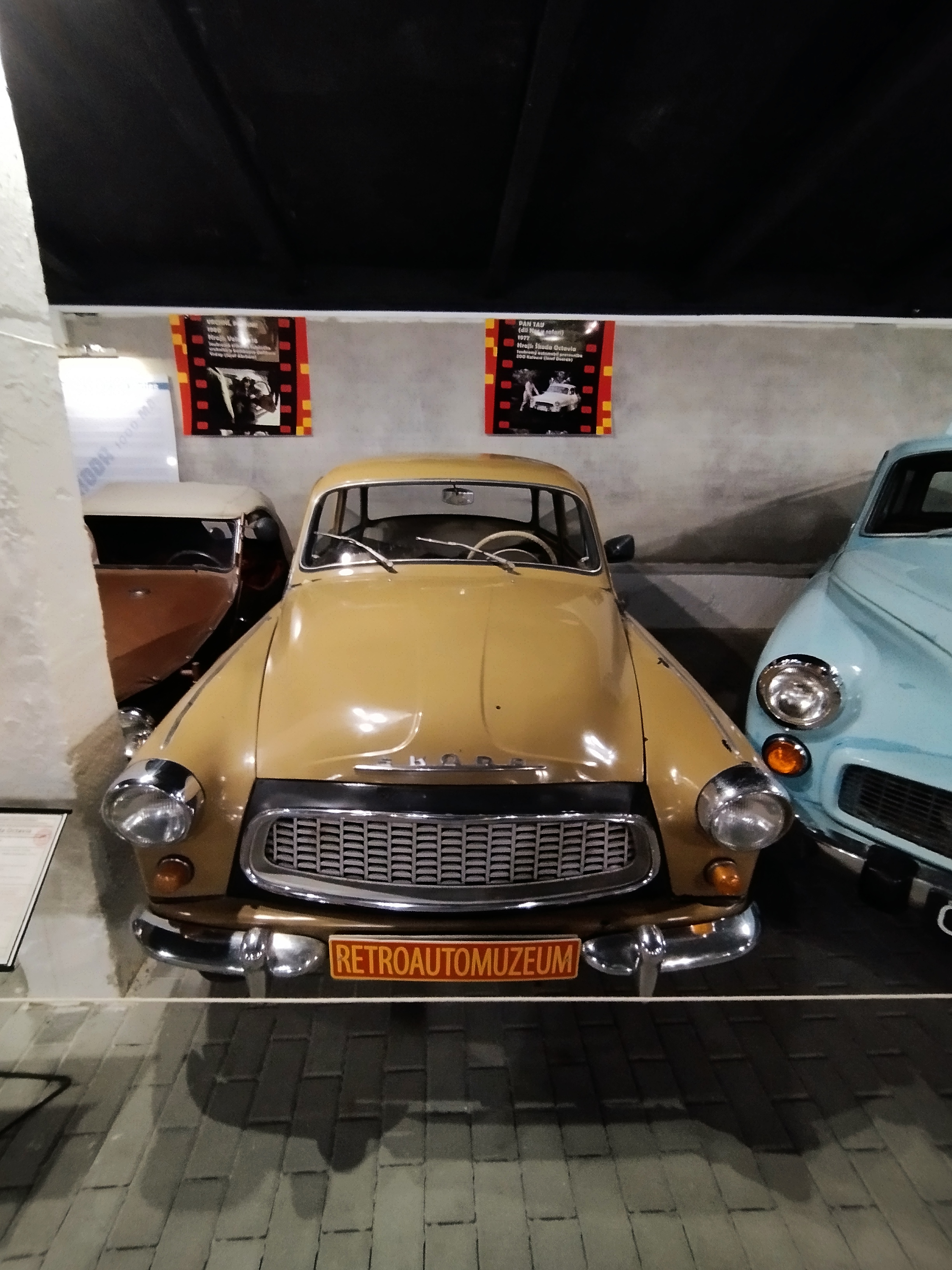 RETRO AUTO MUZEUM foto 4