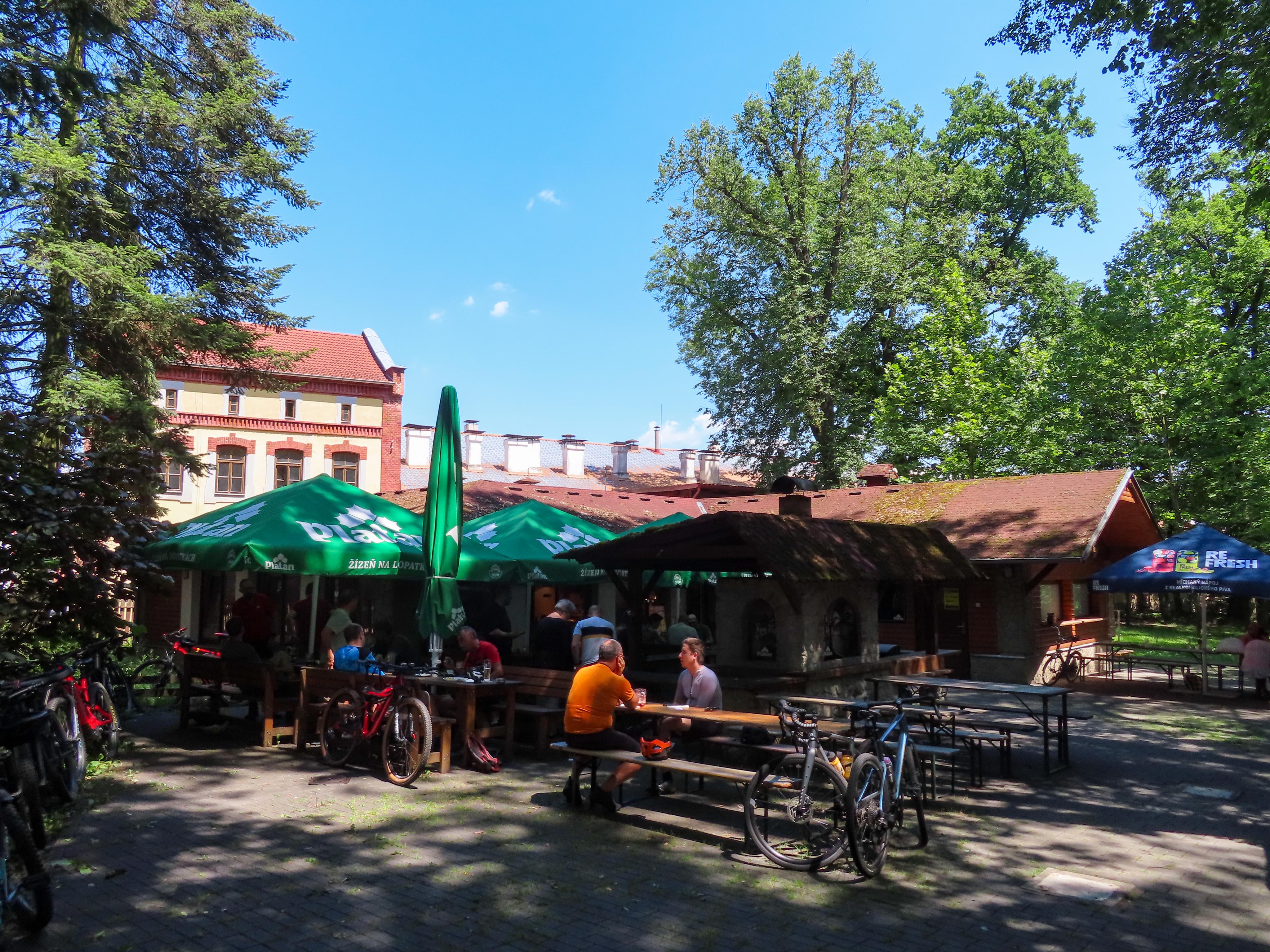 Pivovarská restaurace Belveder foto 5