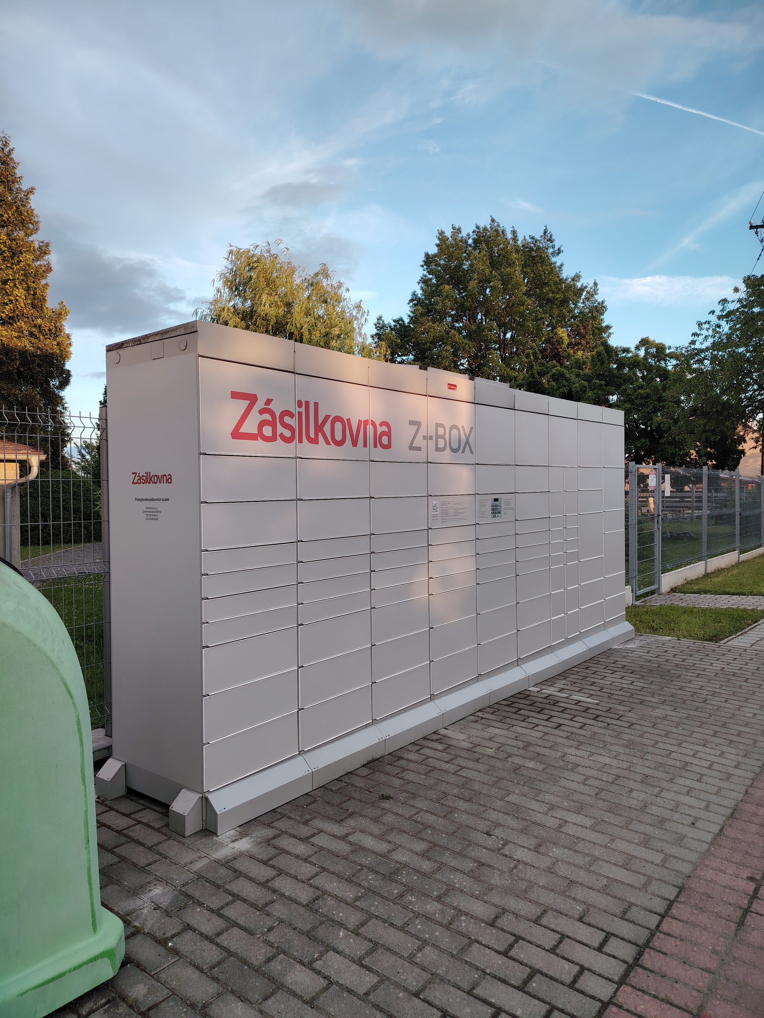 Z-BOX foto 1