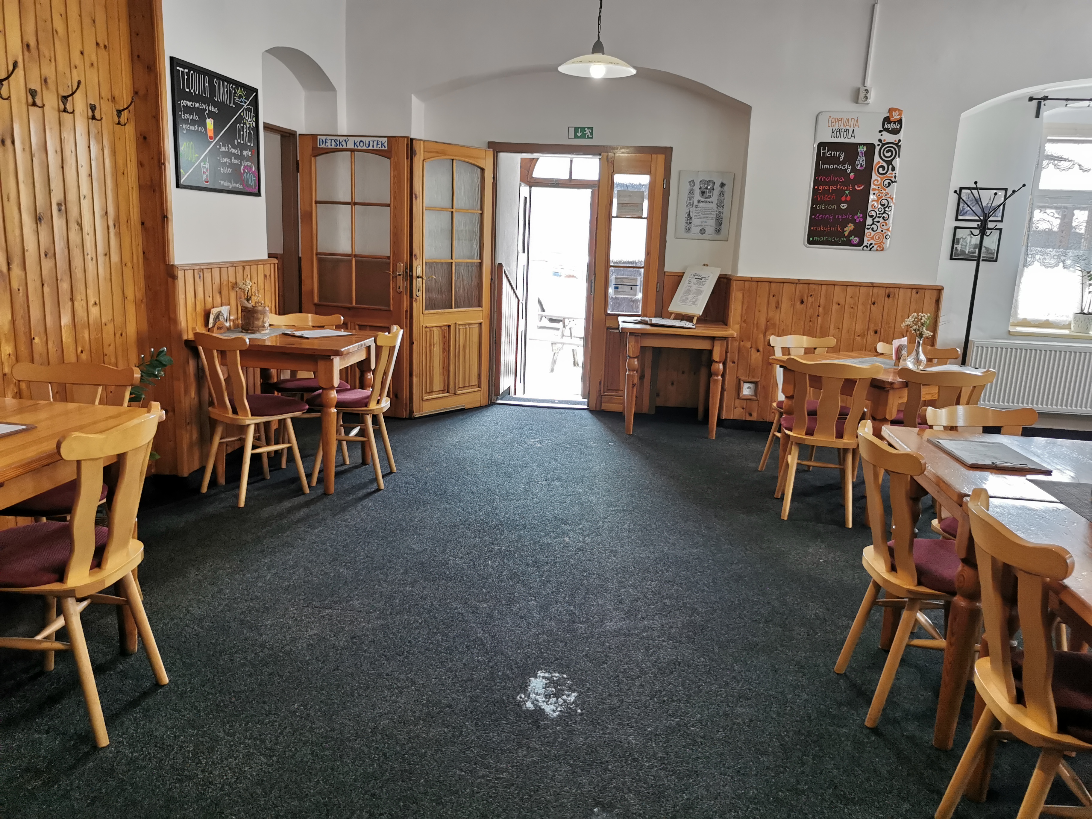 Henry Burgers Na Radnici foto 5