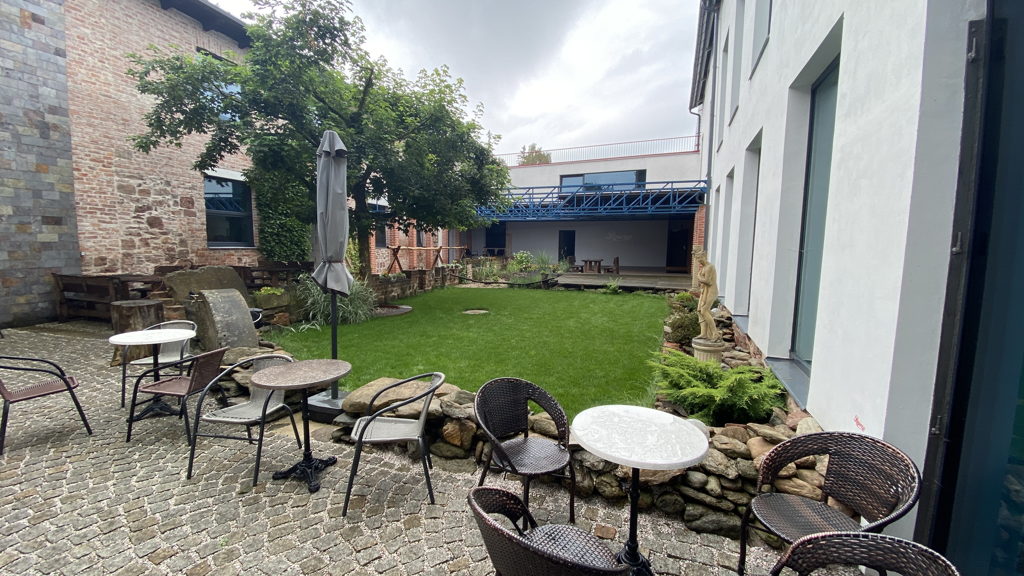 Café v Papírně foto 6