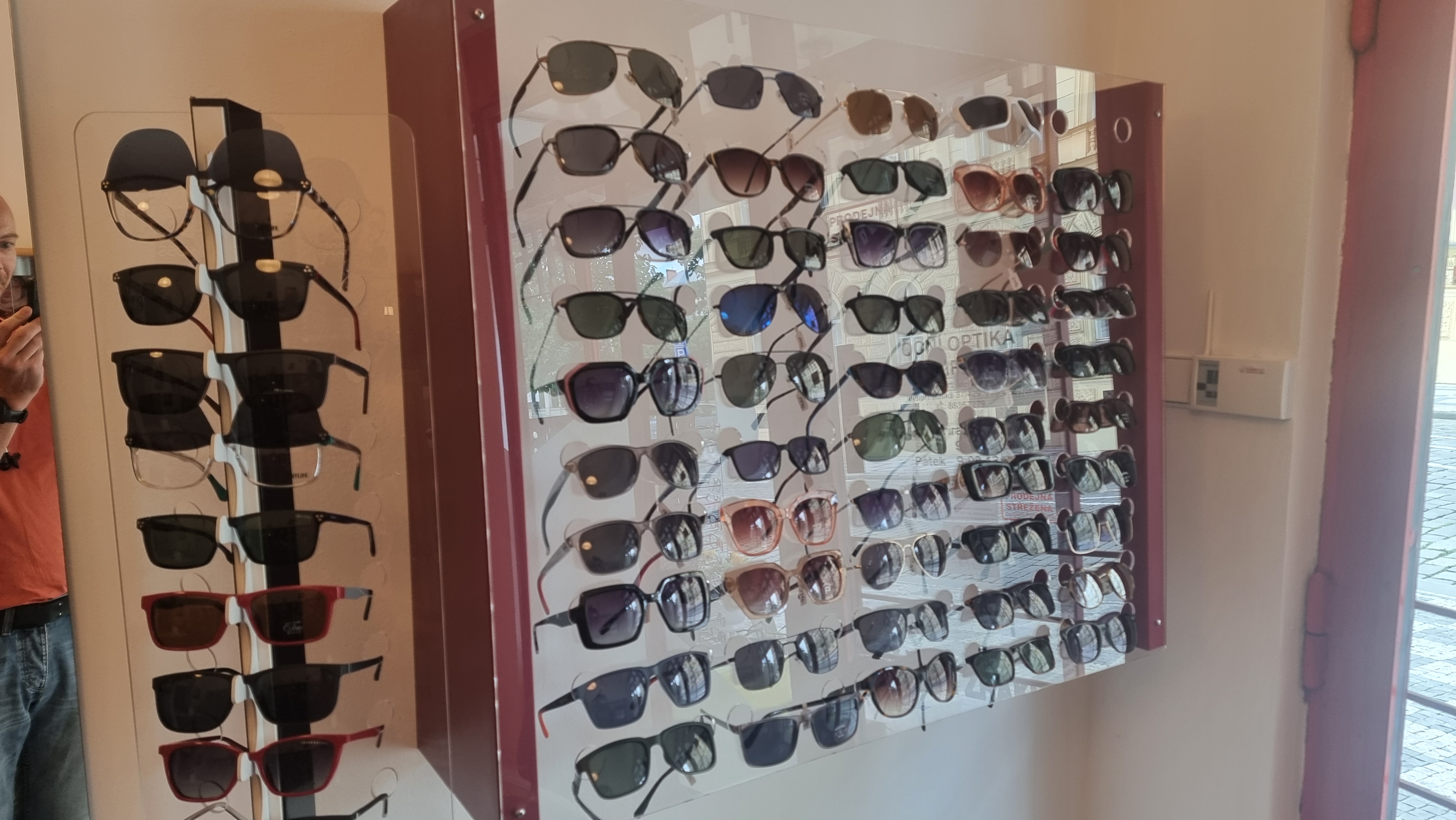 Oční Optika Vyšehradská foto 2