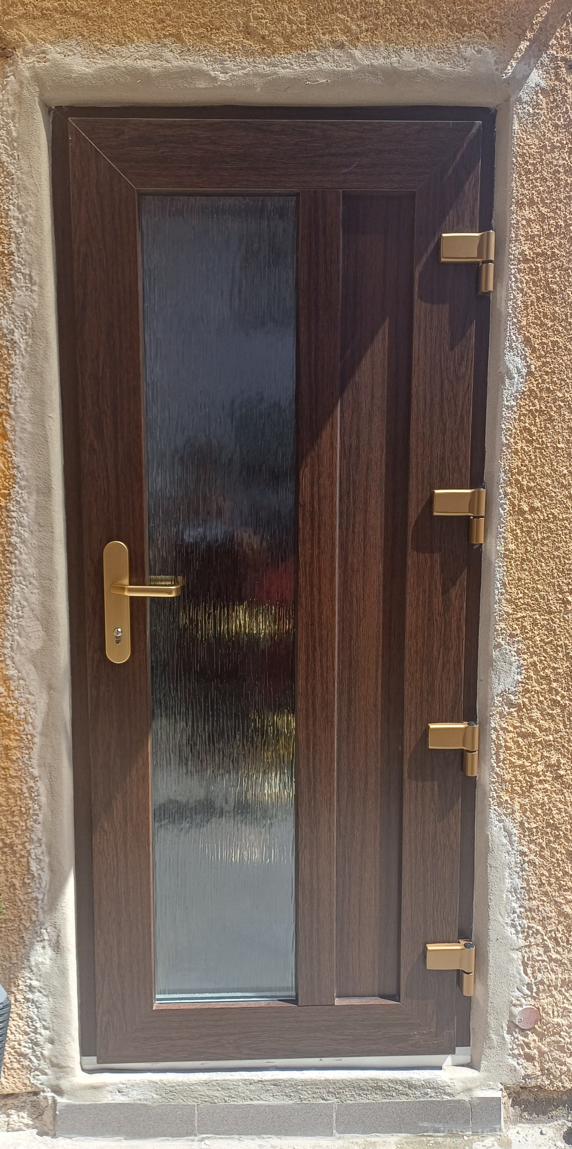 Okna Macek - okna, dveře, vrata, stínící technika foto 4