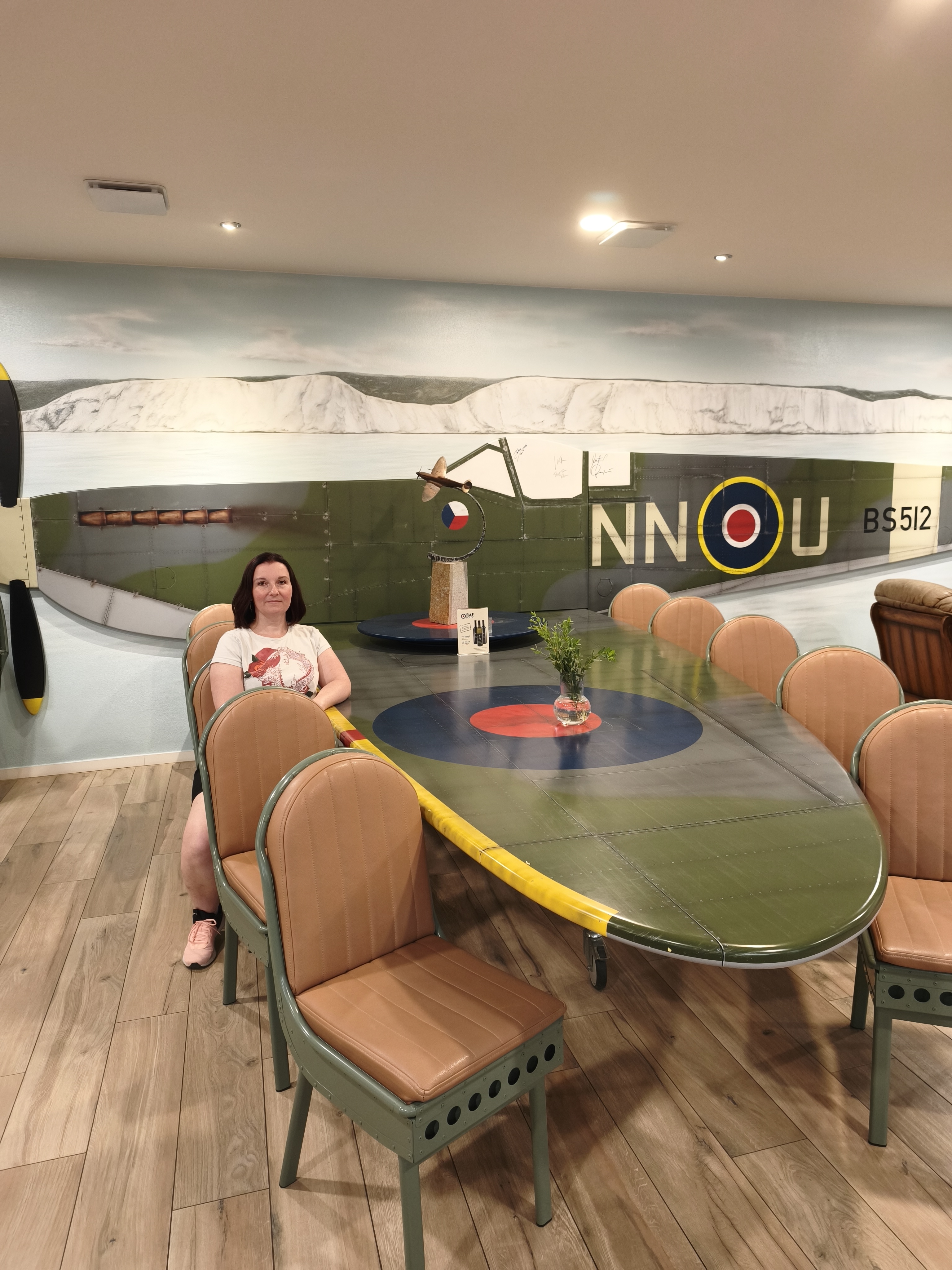 Restaurace RAF House foto 3