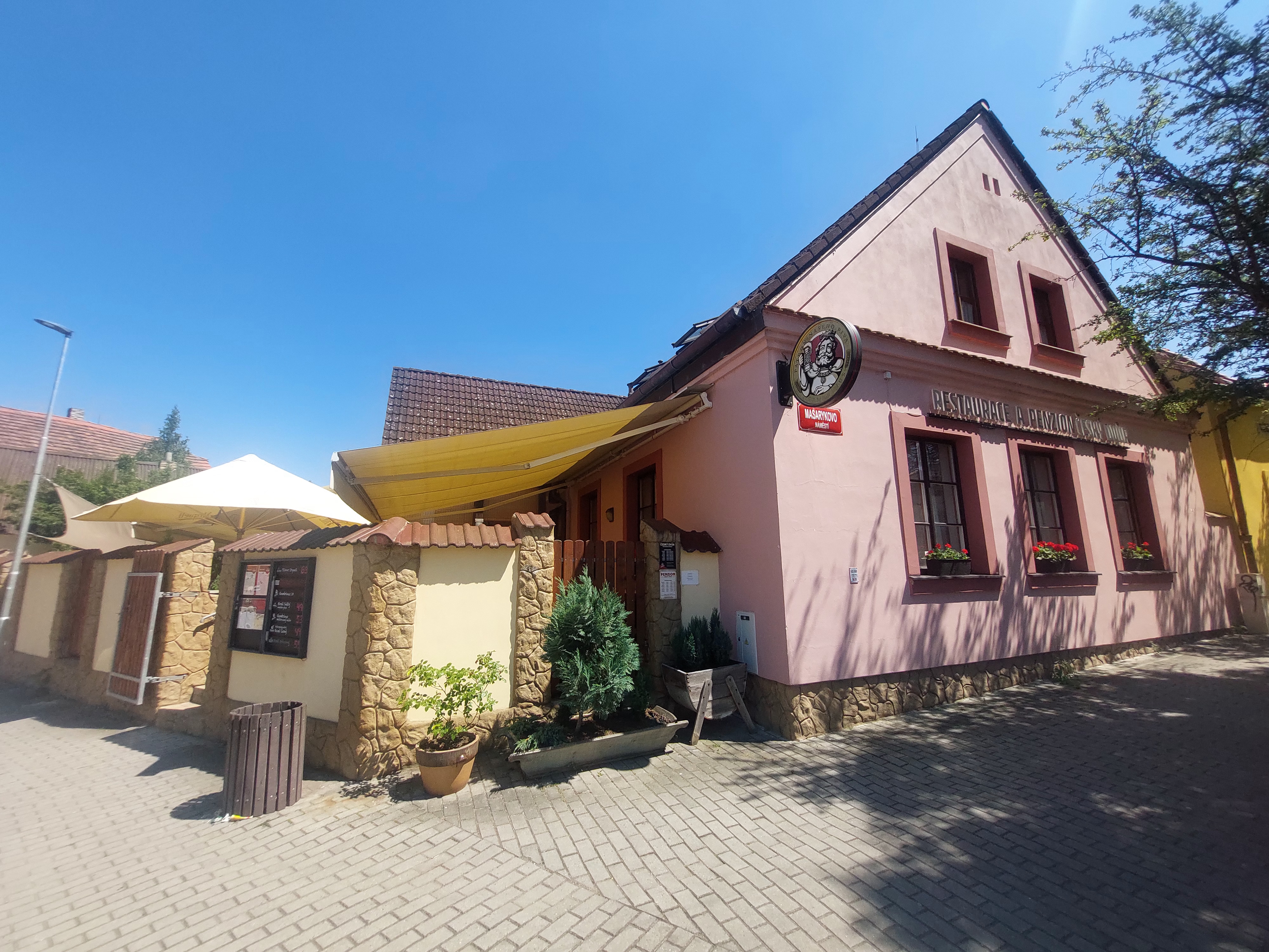Restaurace Český Dvůr foto 2