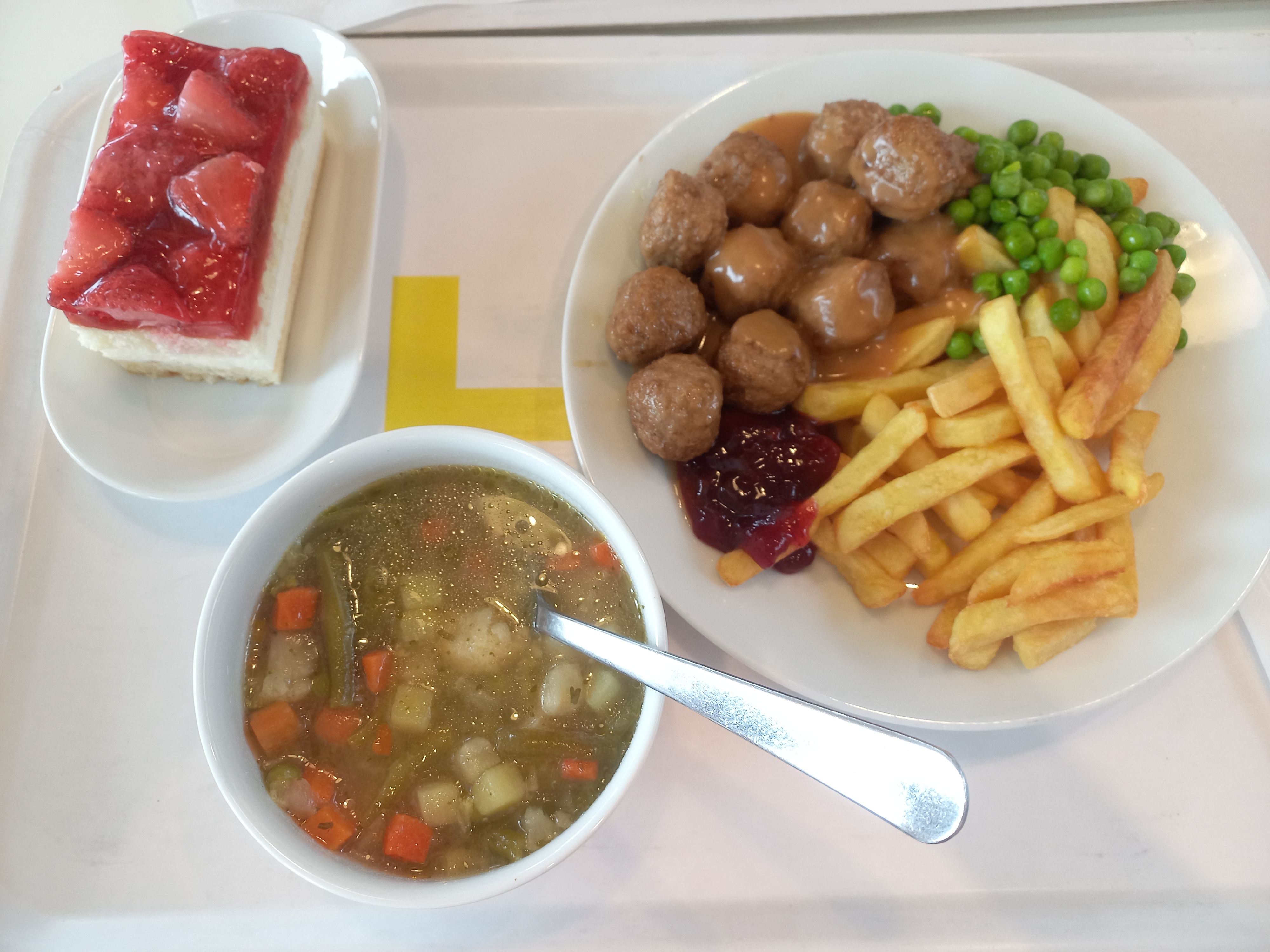 Švédská restaurace a kavárna IKEA Ostrava foto 3