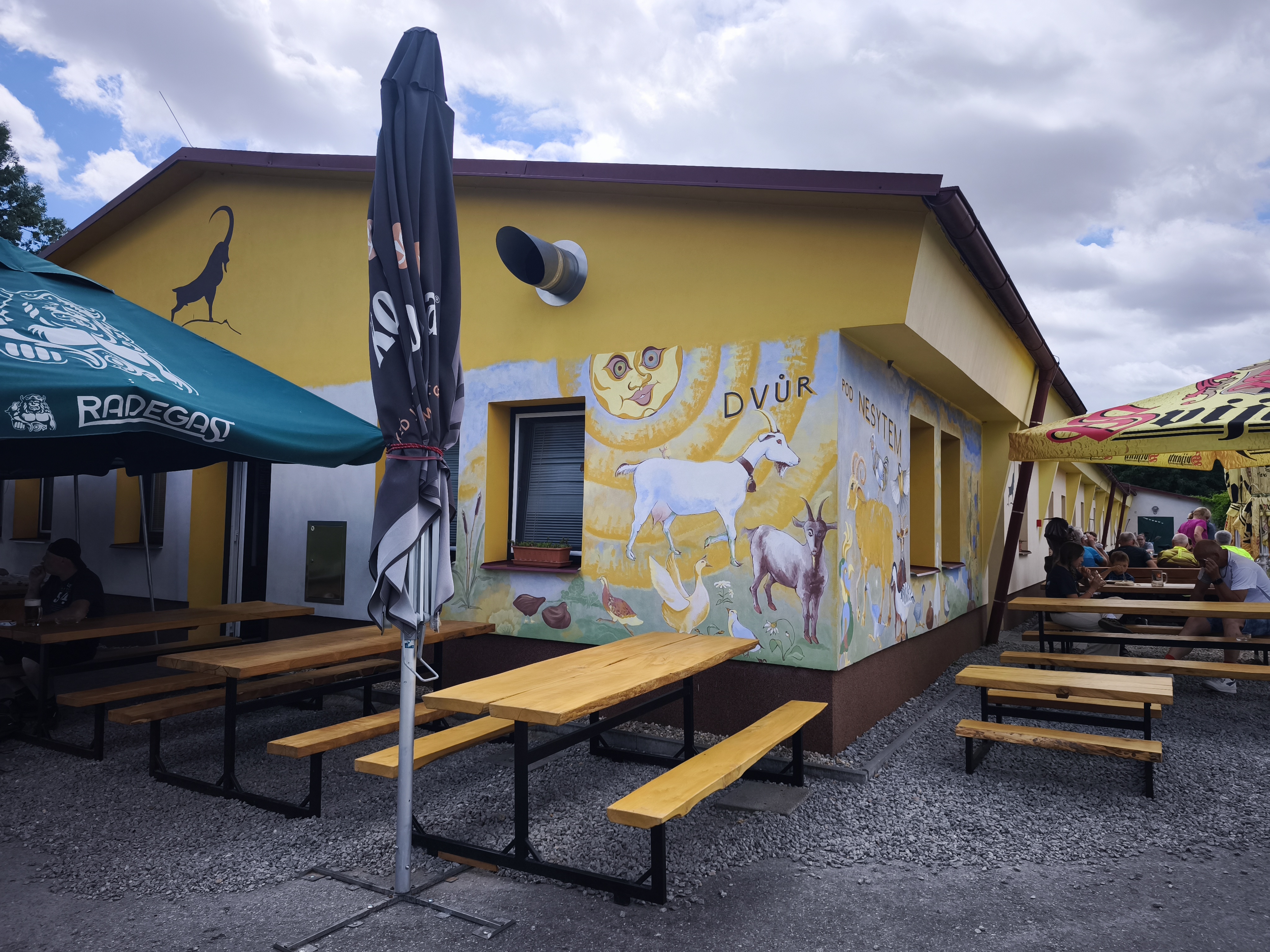 Farma Nesyt - Rychlé občerstvení foto 3