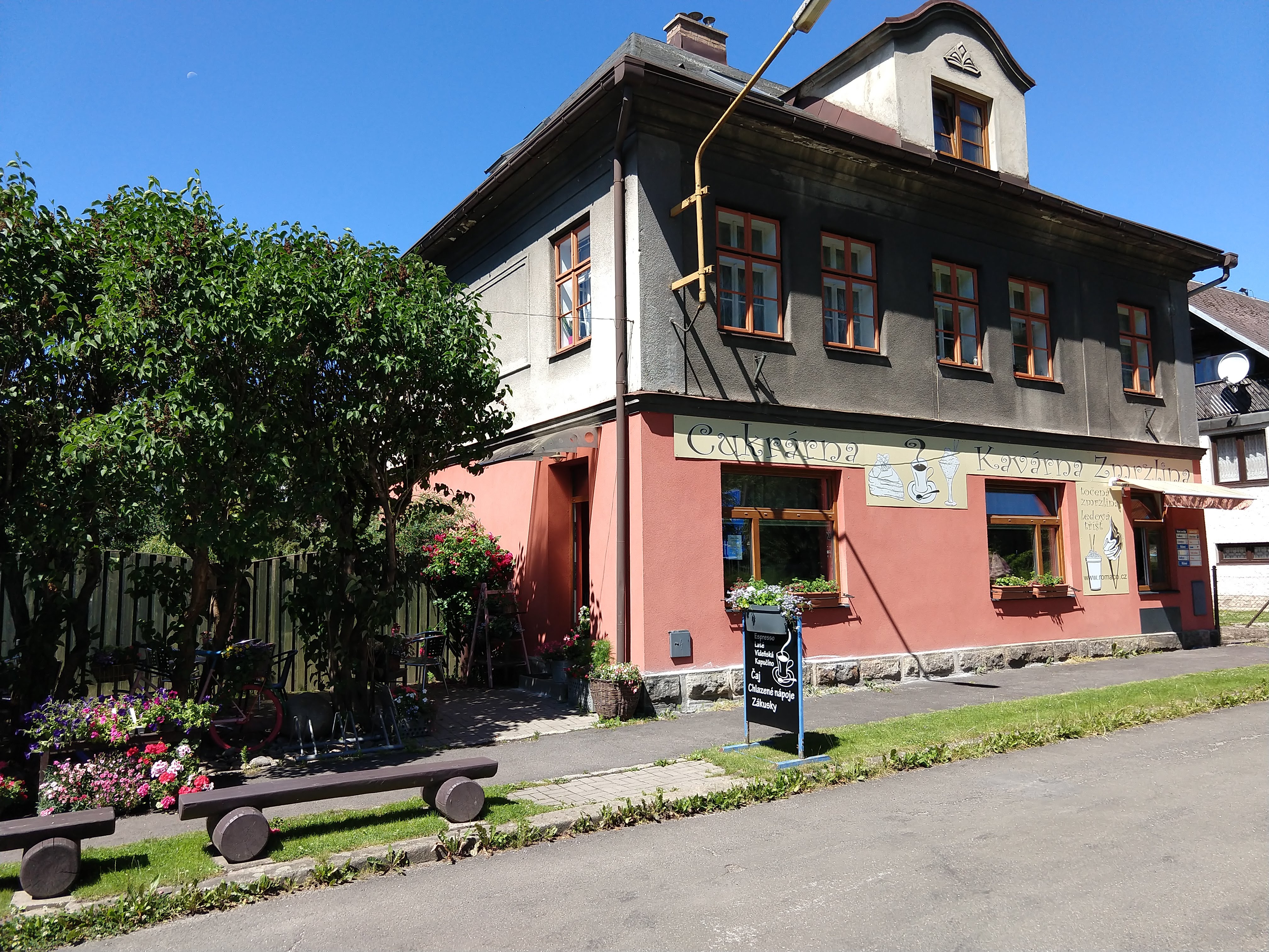Cukrárna a kavárna u Uxů foto 2