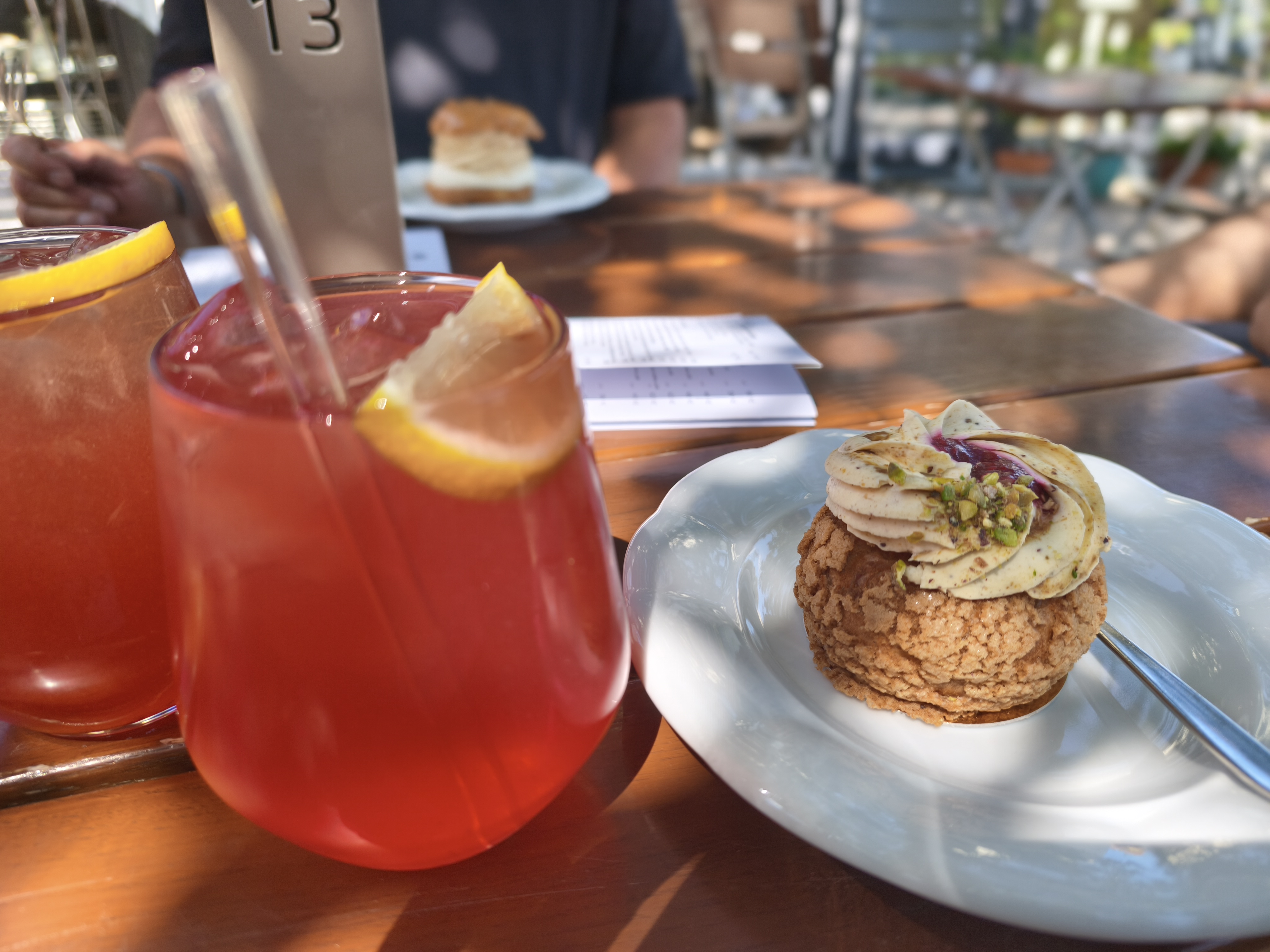 Dvorek Bořetice / café wine bistro foto 2