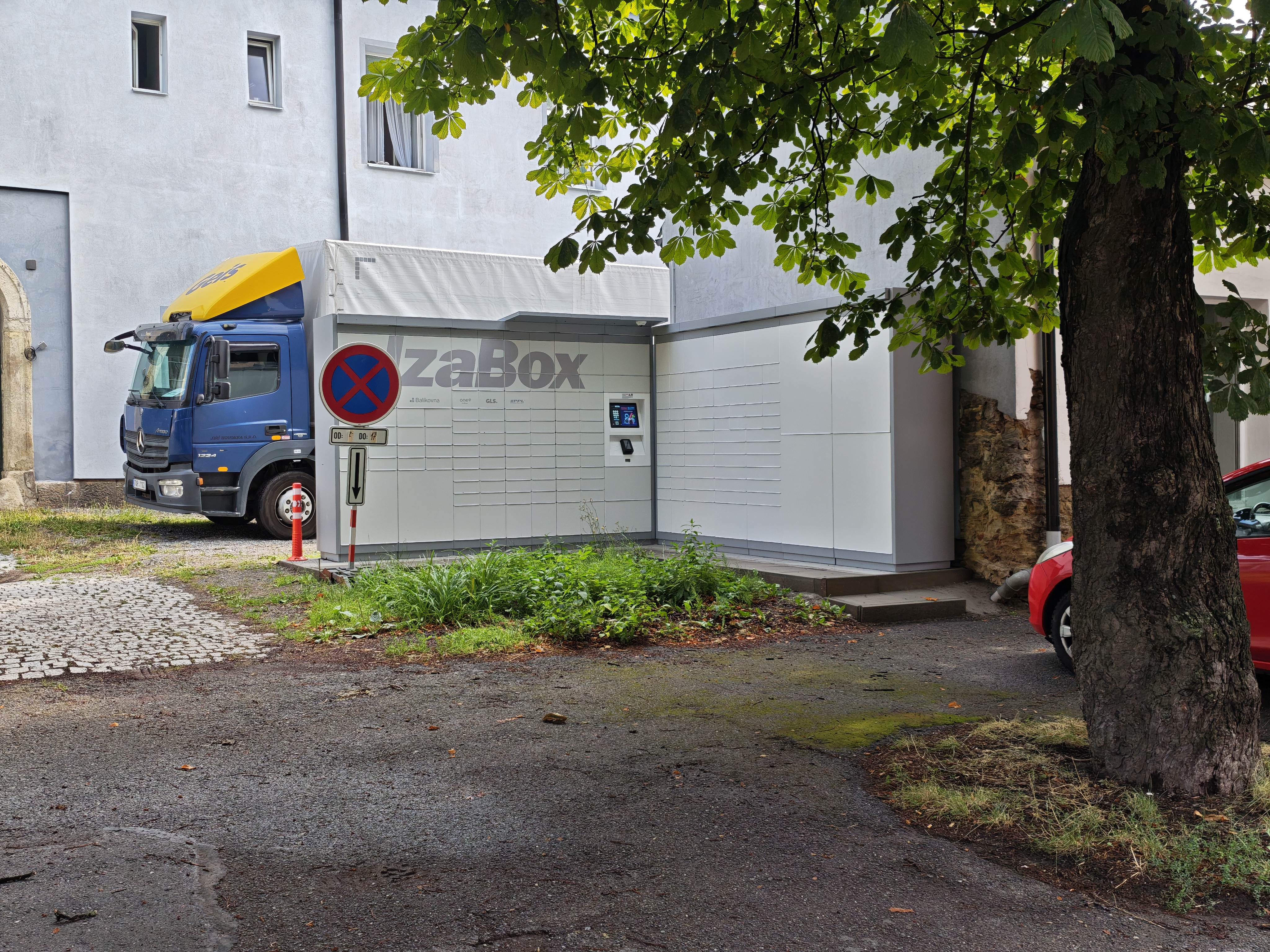 AlzaBox foto 2