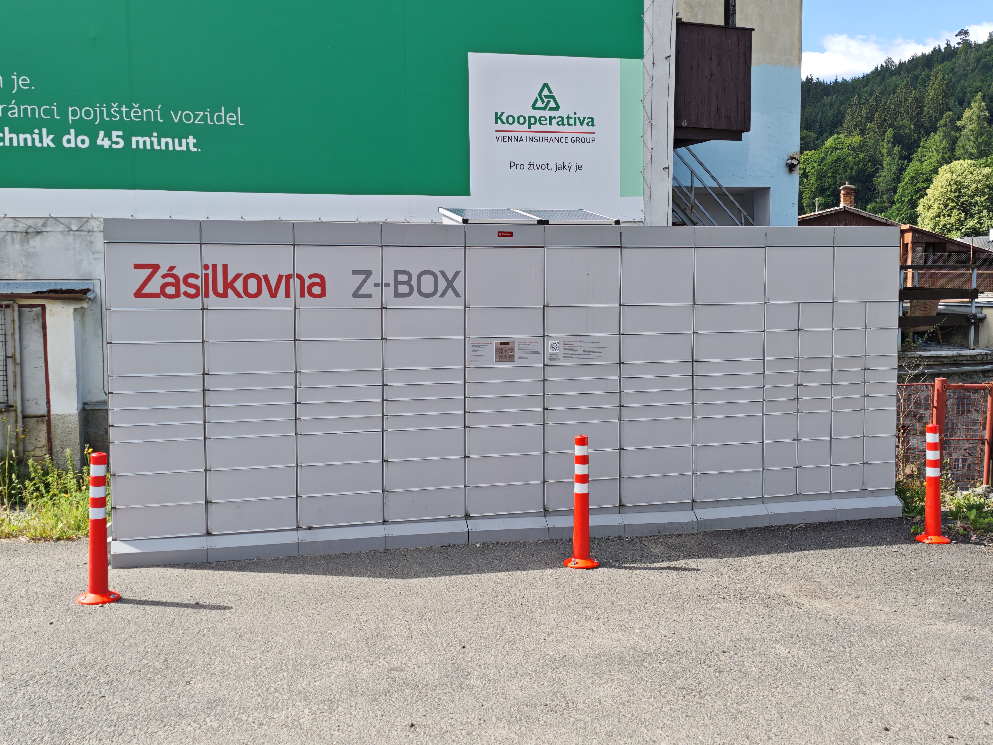 Z-BOX foto 1