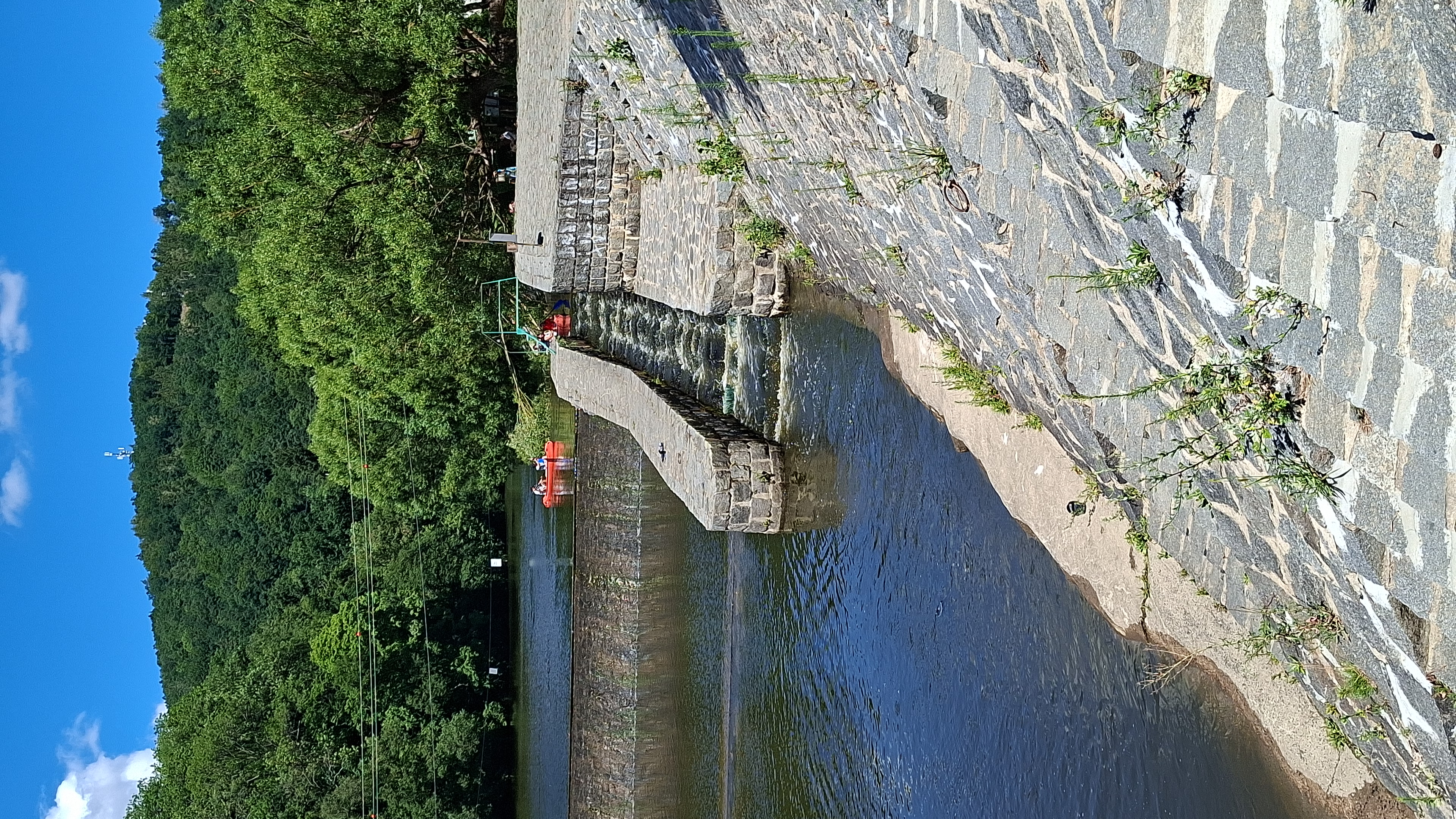 Půjčovna lodí v Kempu Pod Vrbou foto 1
