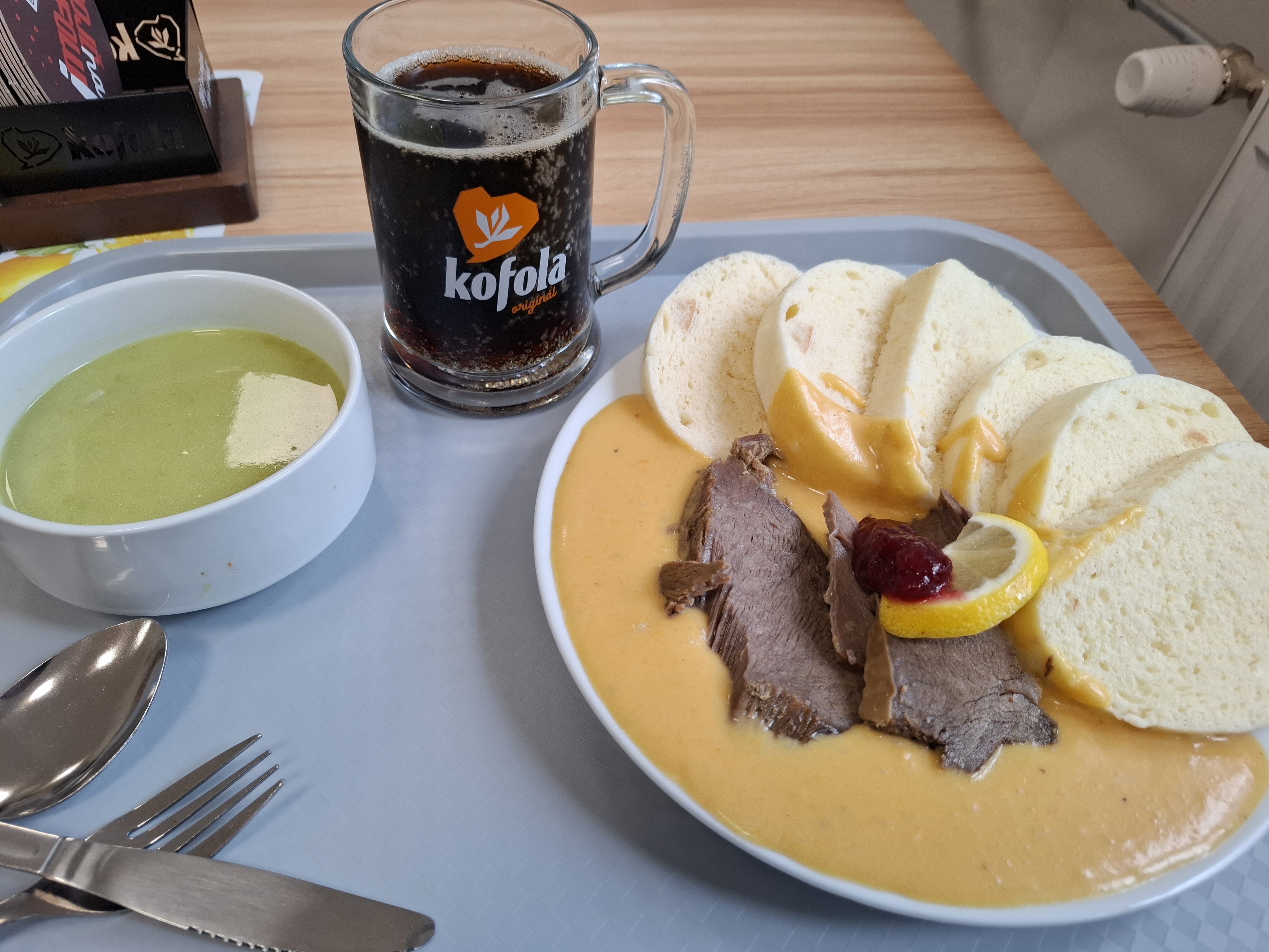 Karvinská jídelna, s.r.o. foto 1