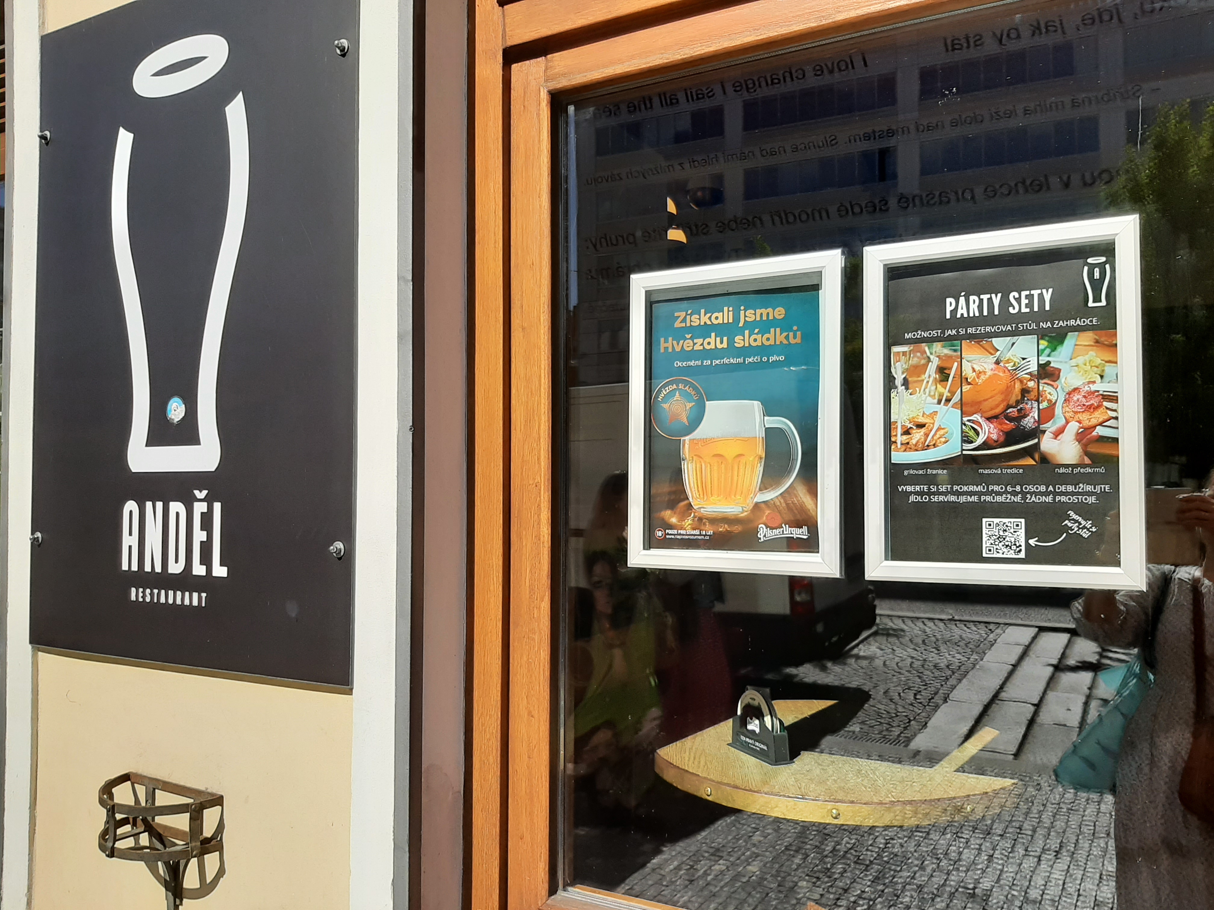 Plzeňský restaurant Anděl foto 4