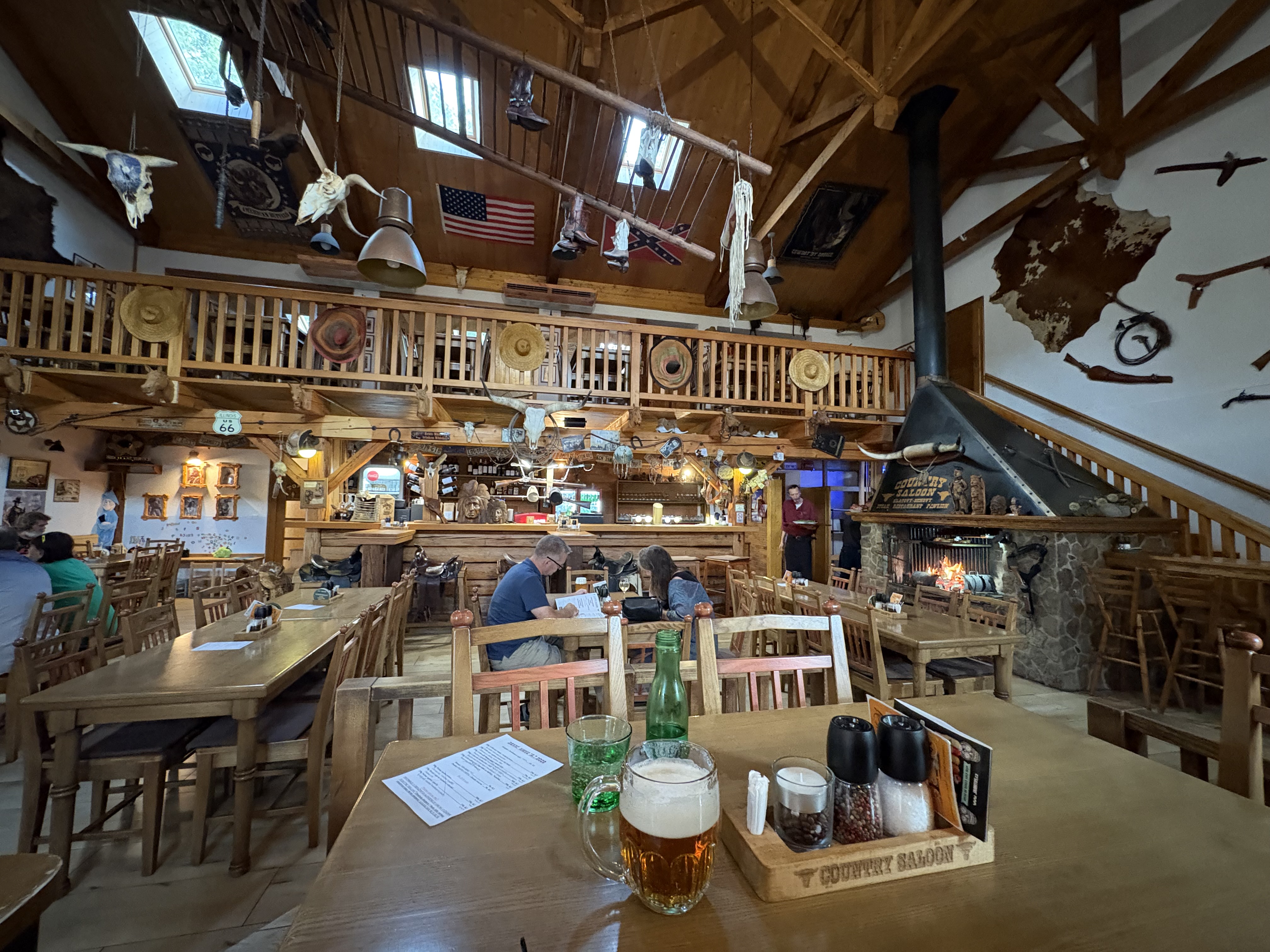 Country steak restaurant Beňovy foto 2