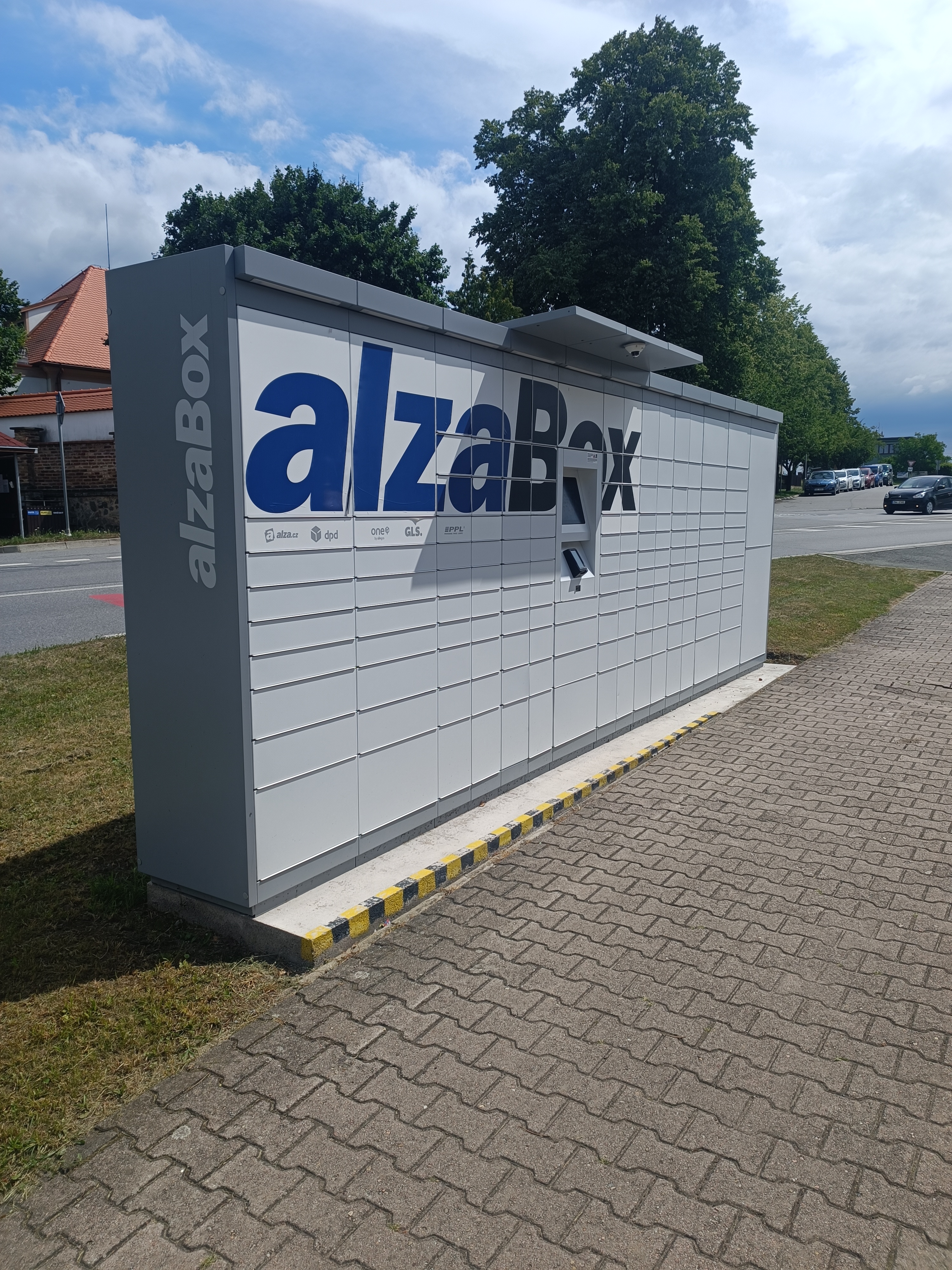 AlzaBox foto 1